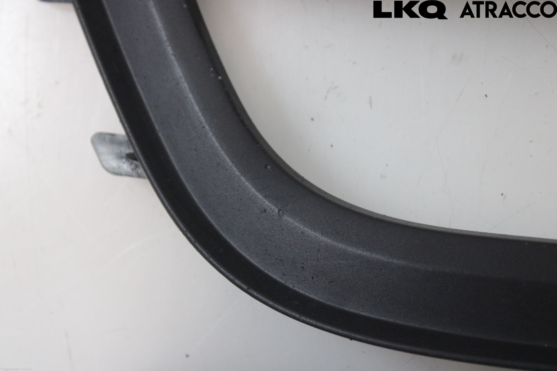 Volkswagen VW PASSAT 15-19 Dimljussarg Fram