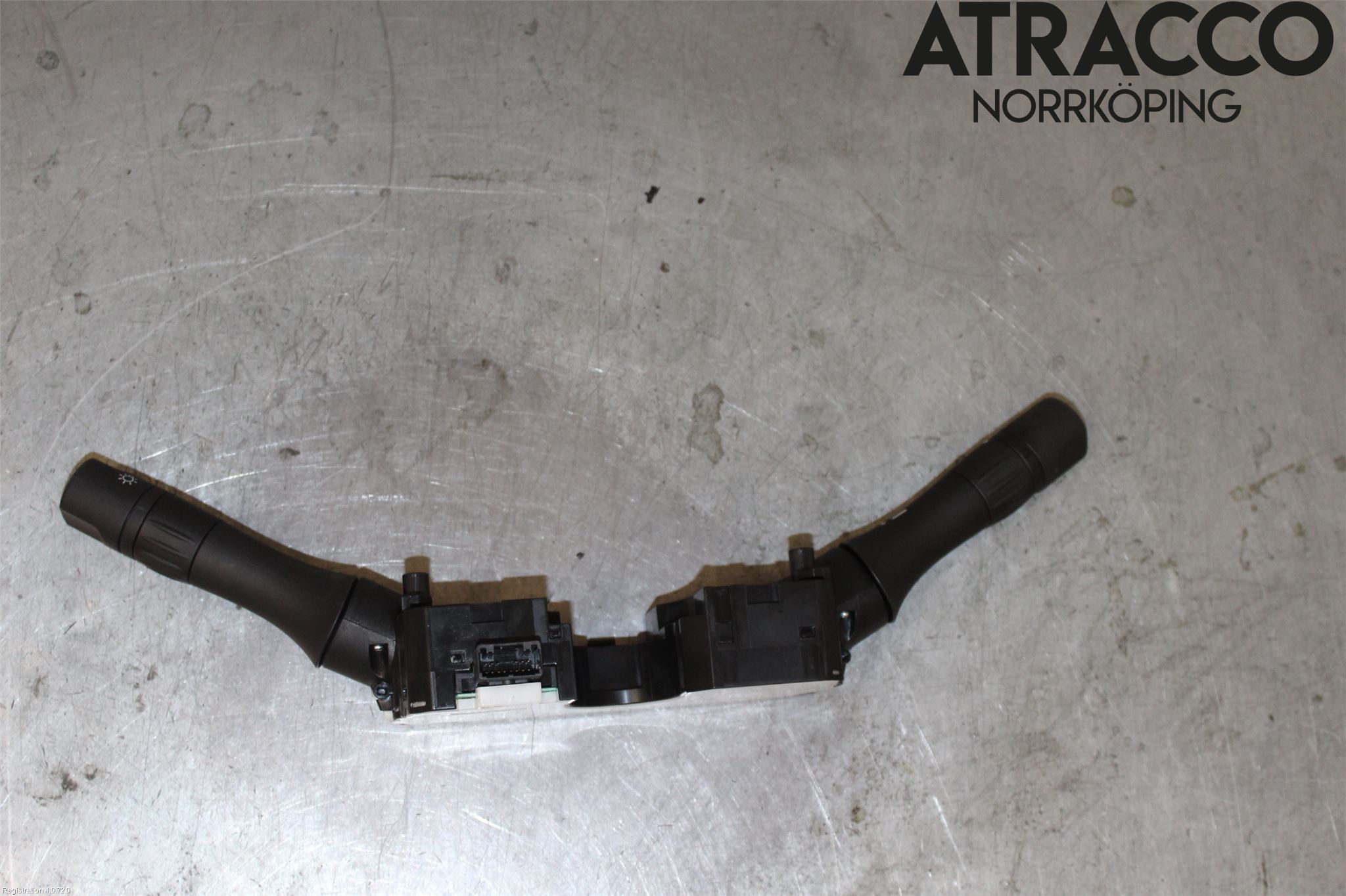 Nissan NOTE E12 14-20 Spakcentral