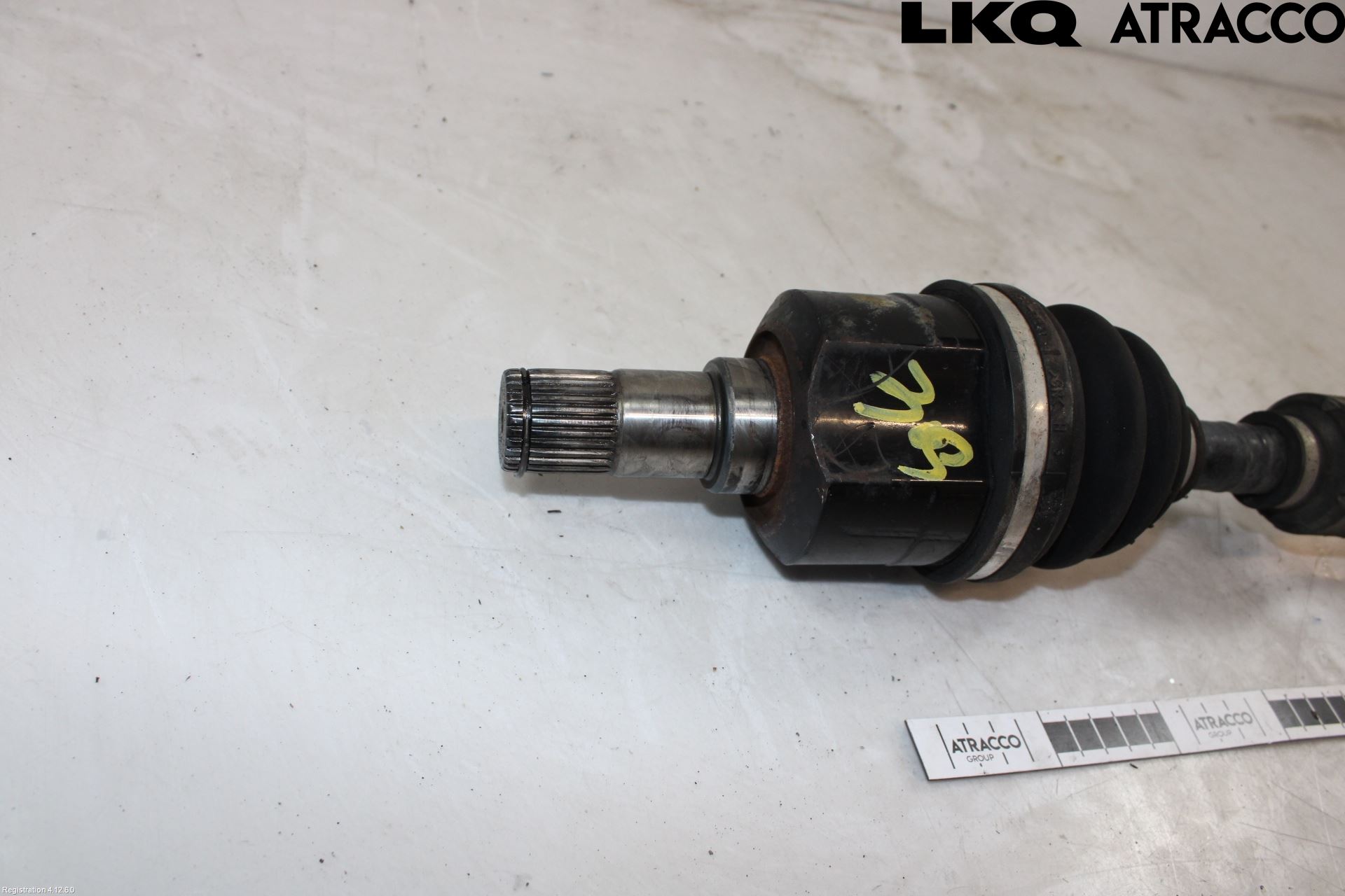 Hyundai i40 08-15 Drivaxel Fram Vänster