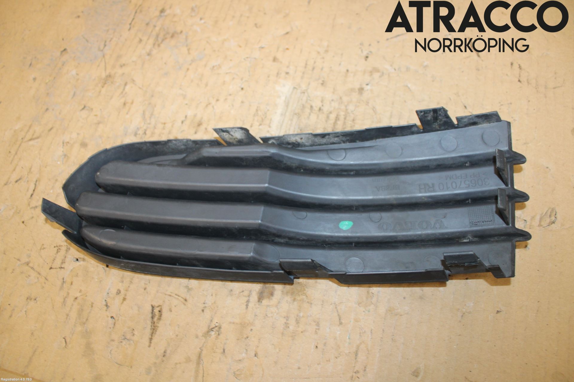 Volvo S40 04-07 Grilldel Höger