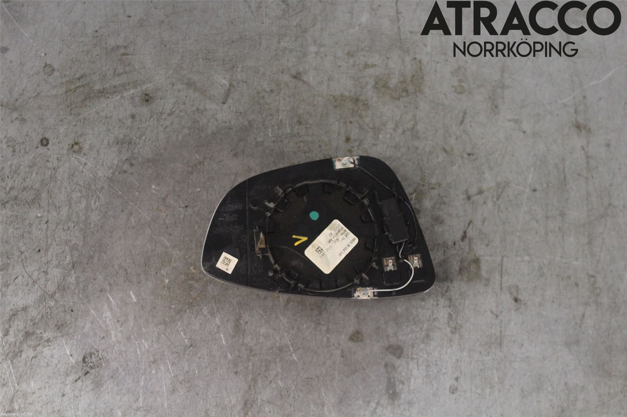 Volkswagen VW PASSAT 11-14 Spegelglas Vä