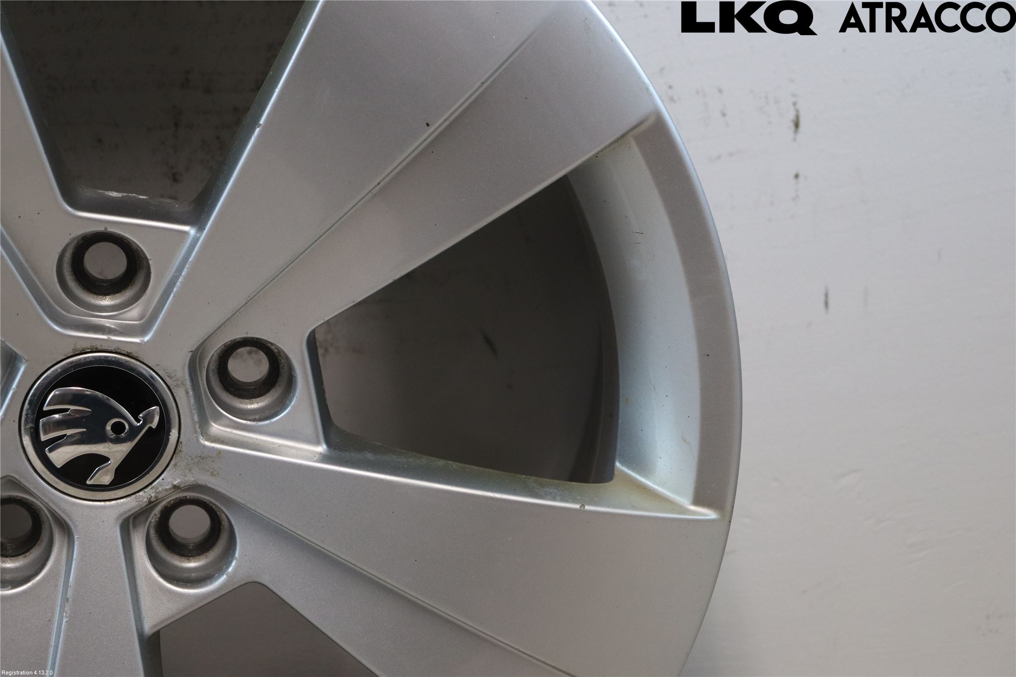 Skoda SUPERB 16-24 Fälg Aluminium