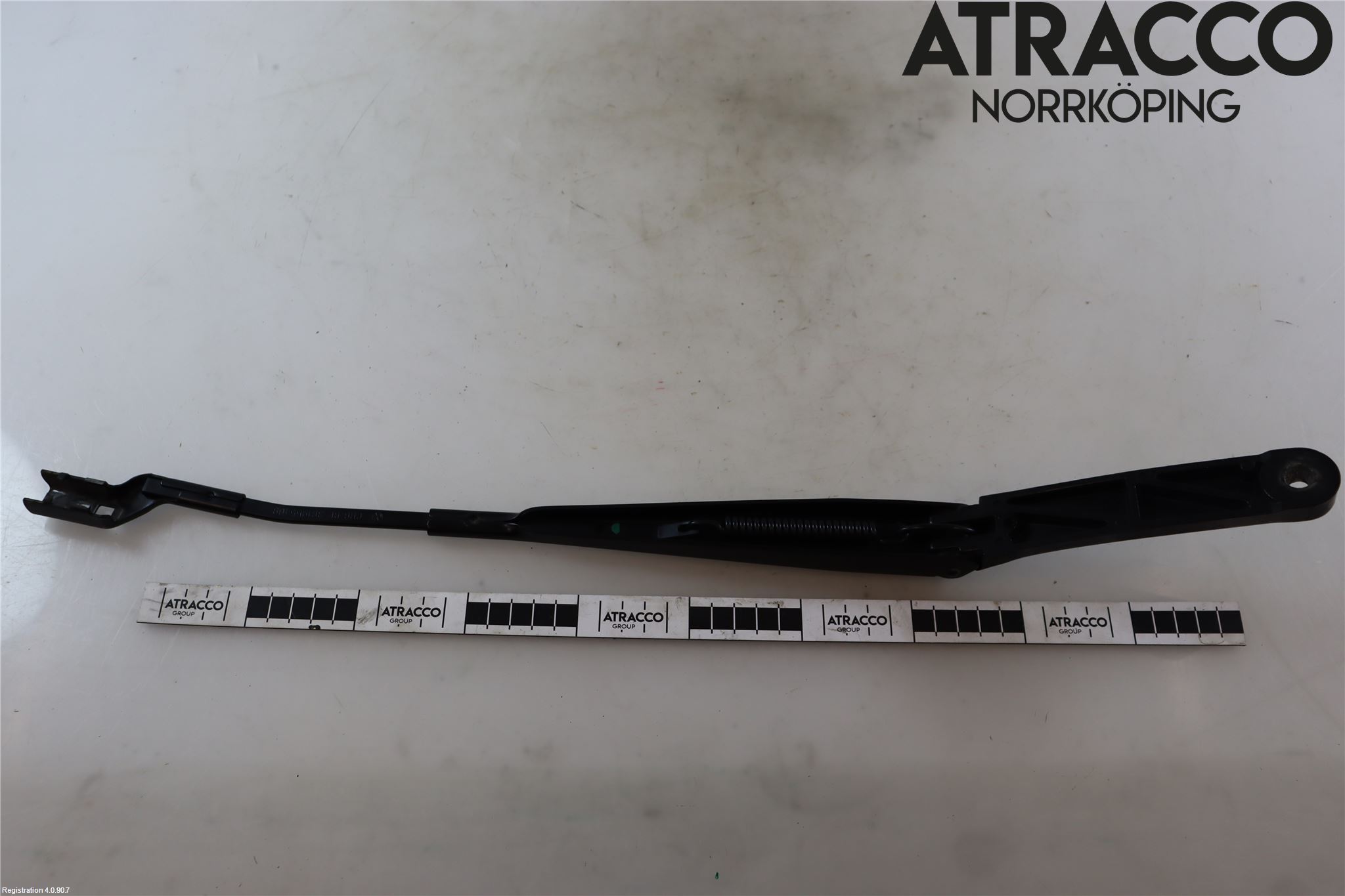 Volkswagen VW PASSAT 20-24 Torkararm Armar Vindruta