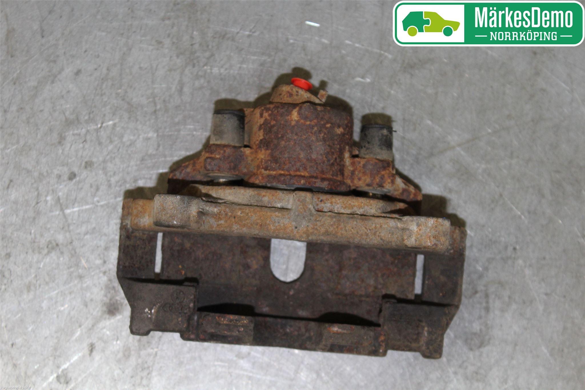 Volkswagen VW PASSAT 11-14 Bromsok Fram Vänster