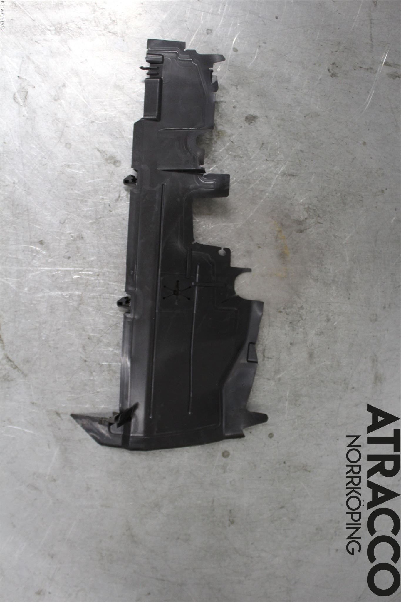 Volkswagen VW POLO VI 18->> Deflektor Plåt-Plast Kylning