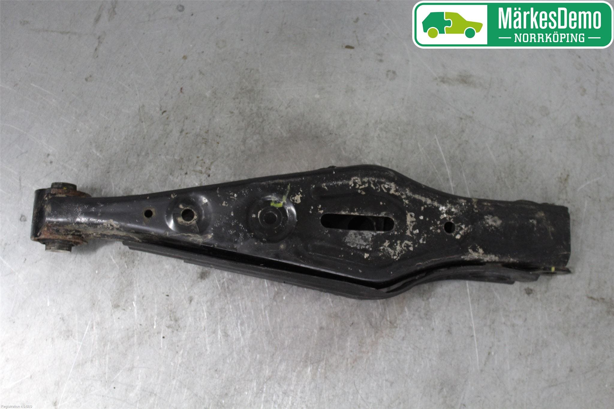 Hyundai TUCSON 05- Bärarm Bak Höger