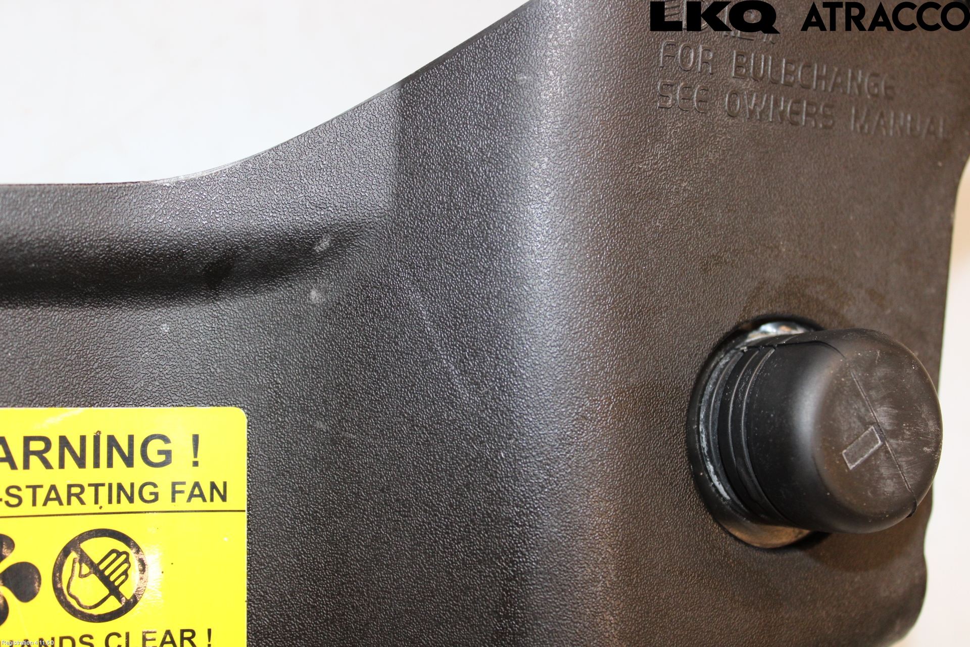 Volvo V50 04-07 Front Huvlåsplåt-Balk