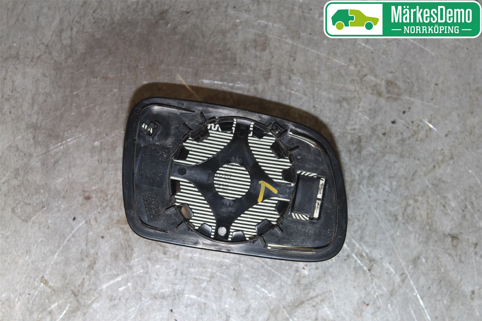 Peugeot 307     05-08 Spegelglas Vä