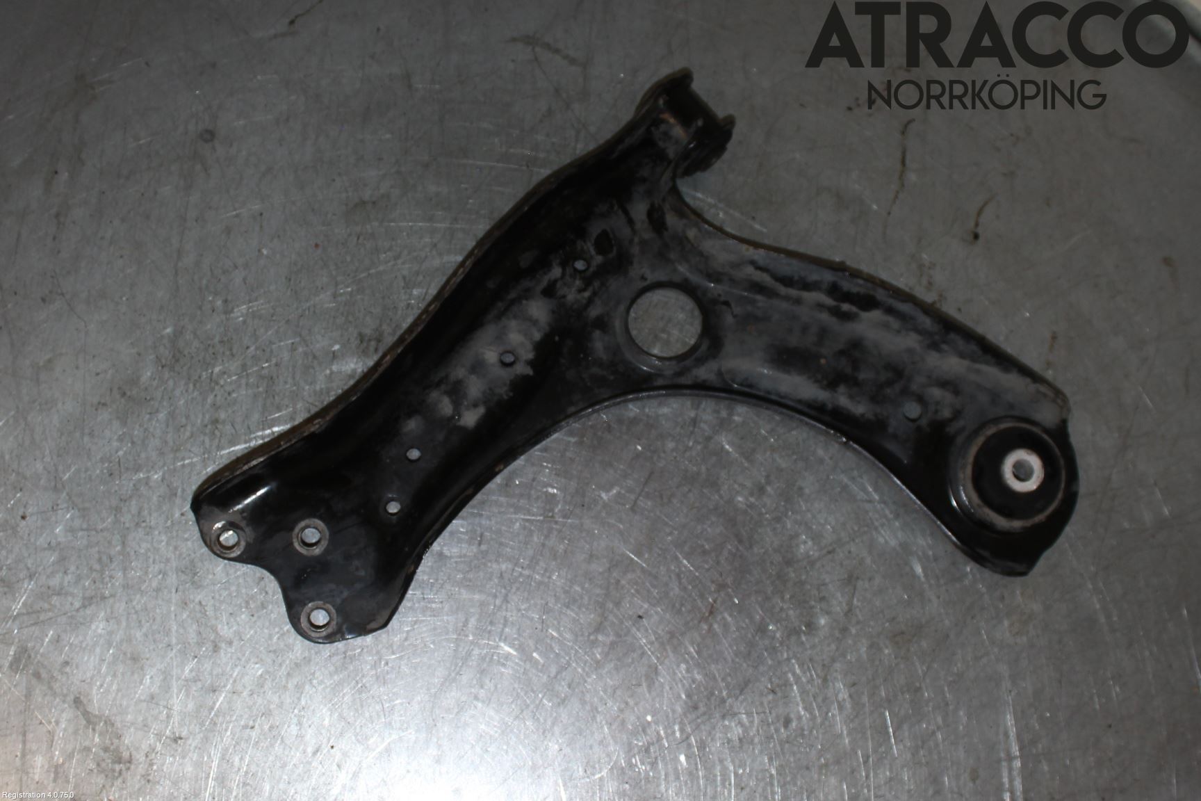 Skoda FABIA 15-21 Bärarm Fram Undre Hö