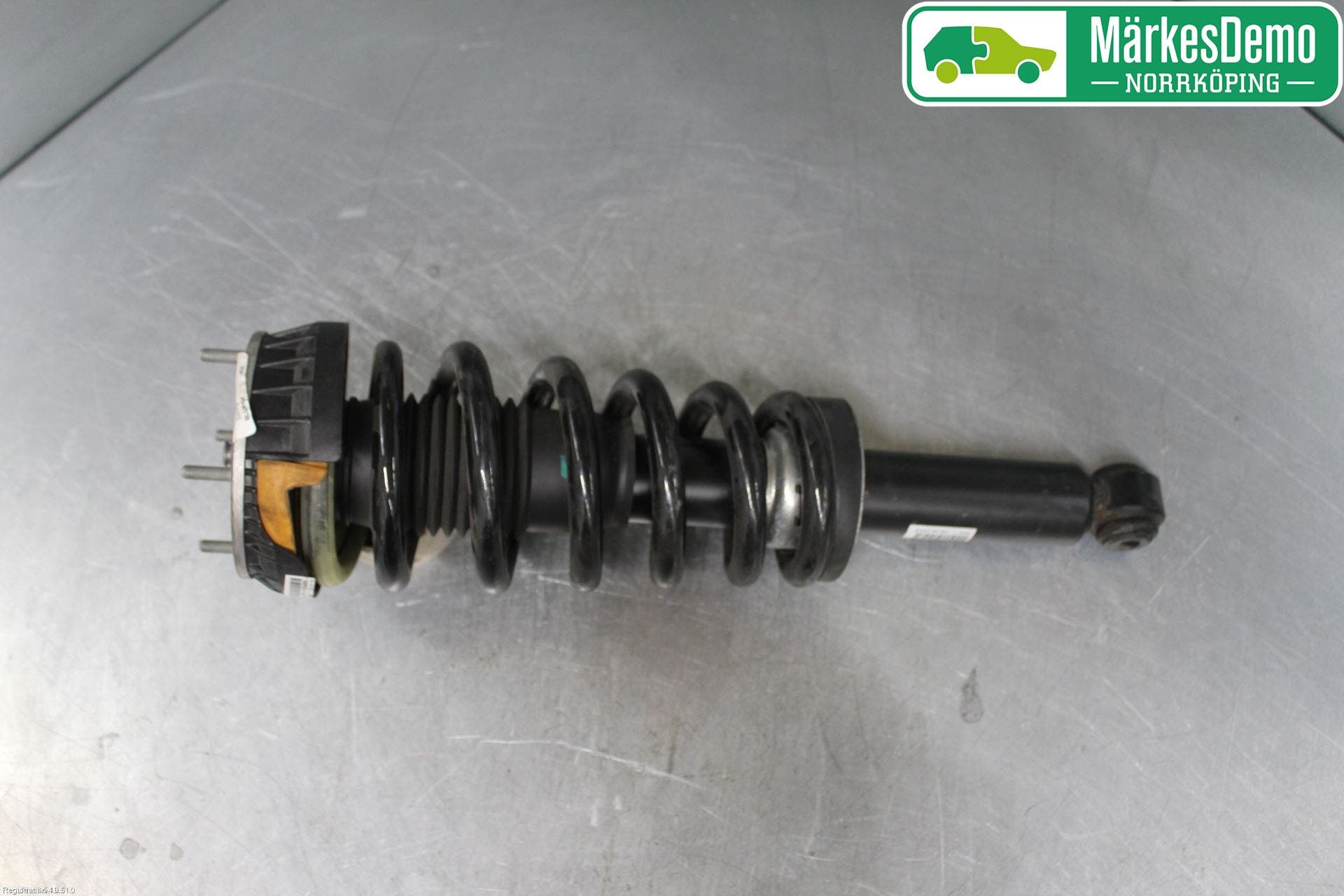 Jaguar F-TYPE Fjäderben Bak Höger