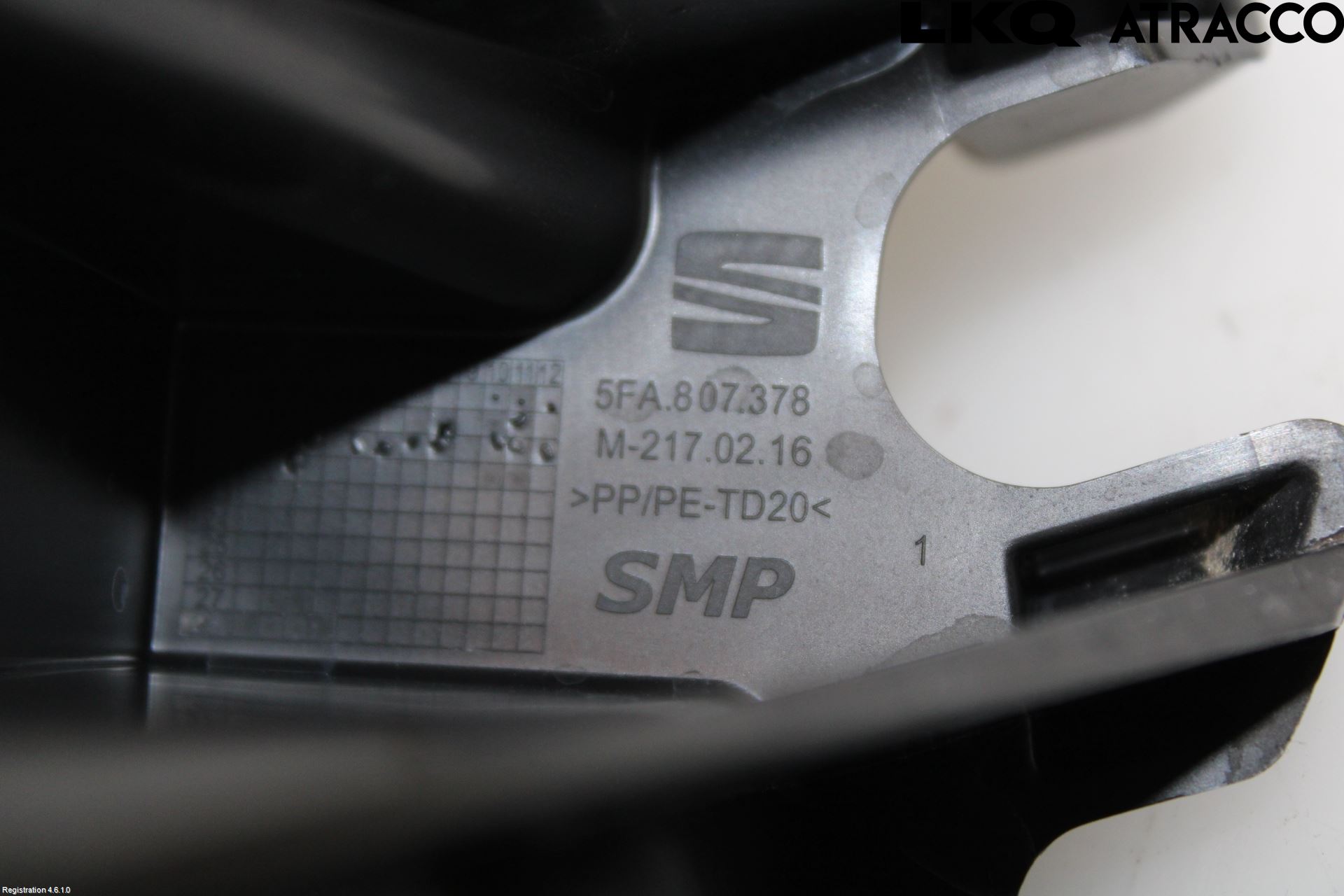 Seat LEON 20- Stötfångarfäste Bak Hö