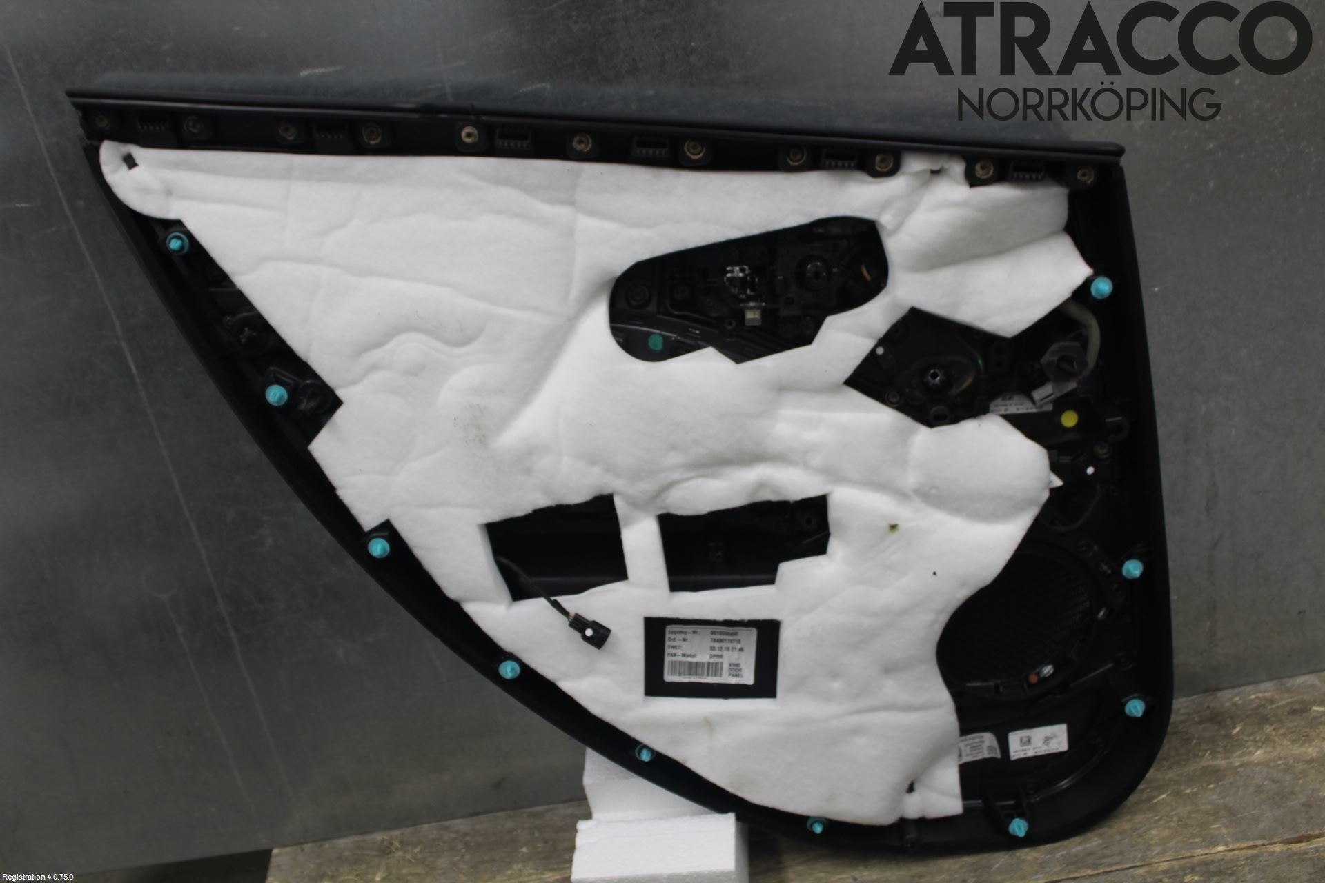 Jaguar I-PACE 18- Dörrklädsel Hö