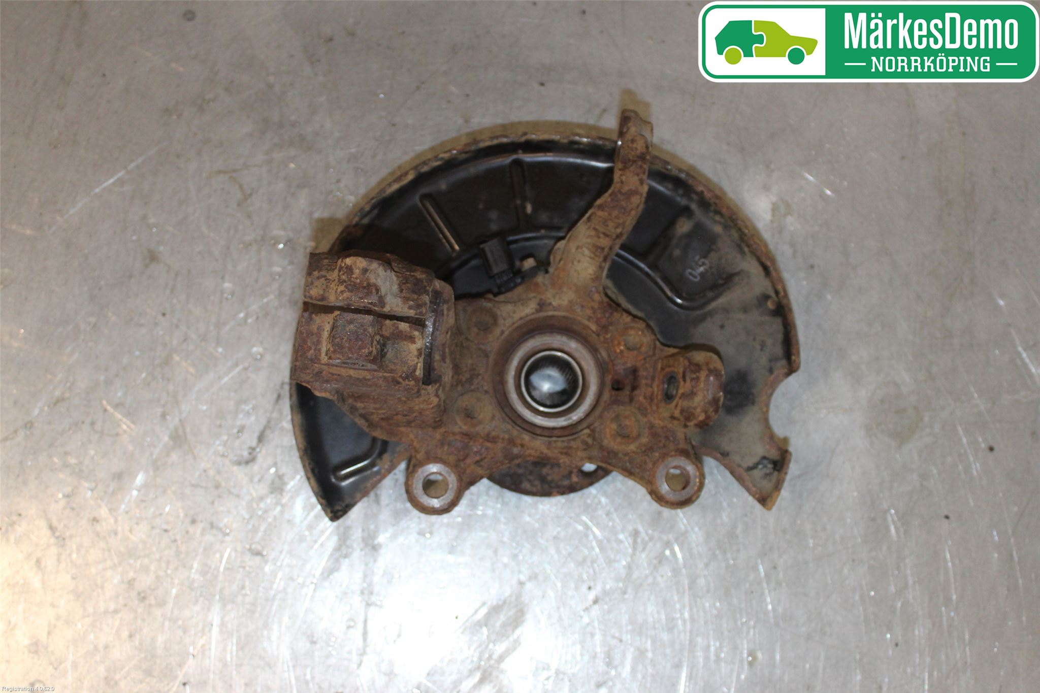 Volkswagen VW GOLF VI 09-13 Styrspindel Lagerhus Hö
