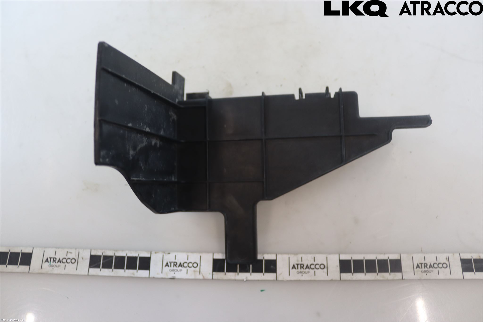 Saab 9-3 VER 1 98-03 Kylarfäste-Ram-Balk