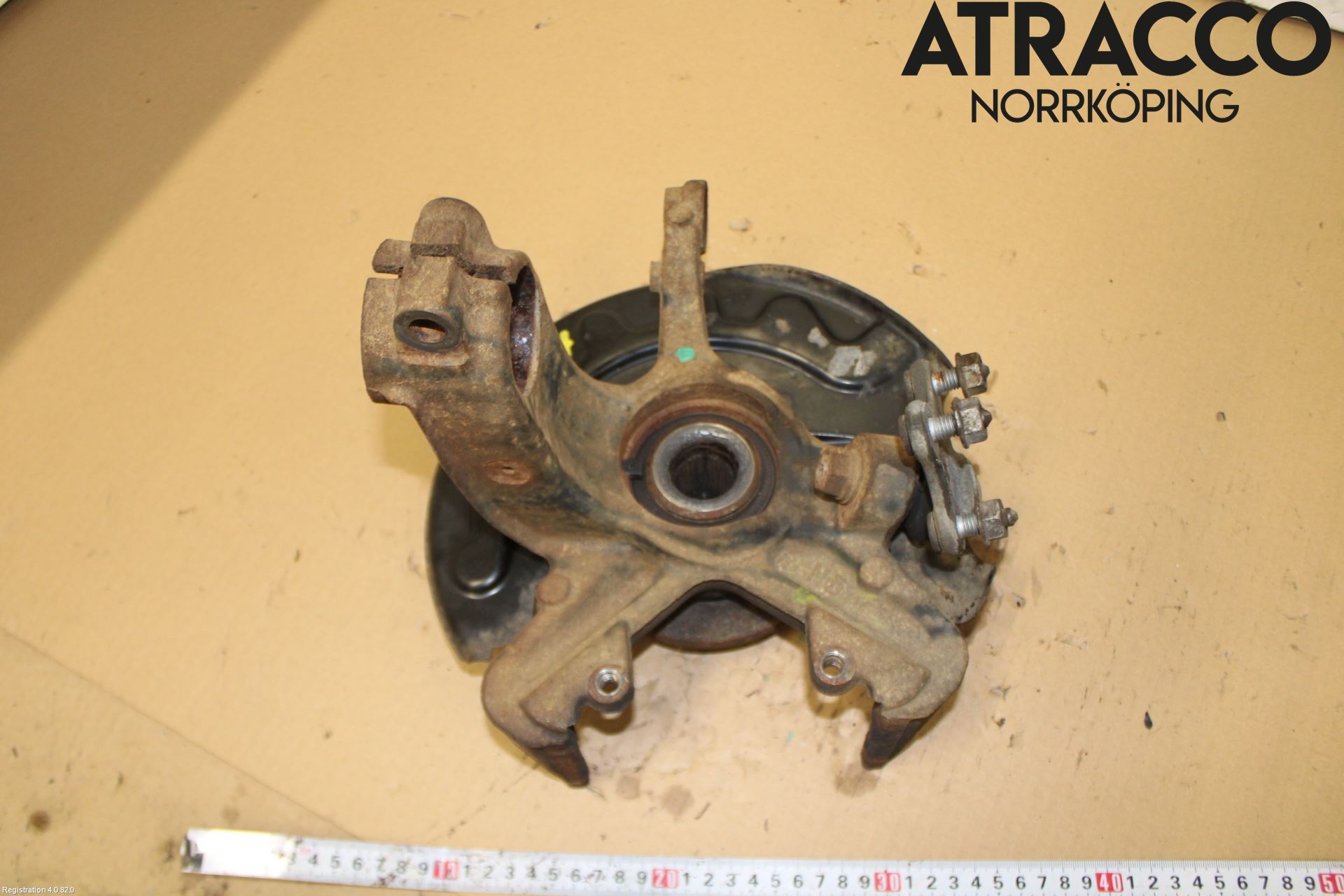 Audi A1/S1 11-18 Styrspindel Lagerhus Hö