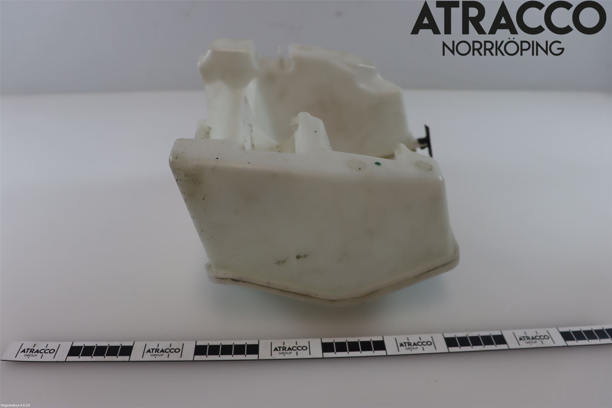 Volkswagen VW PASSAT 11-14 Spolartank Vindruta-Strål