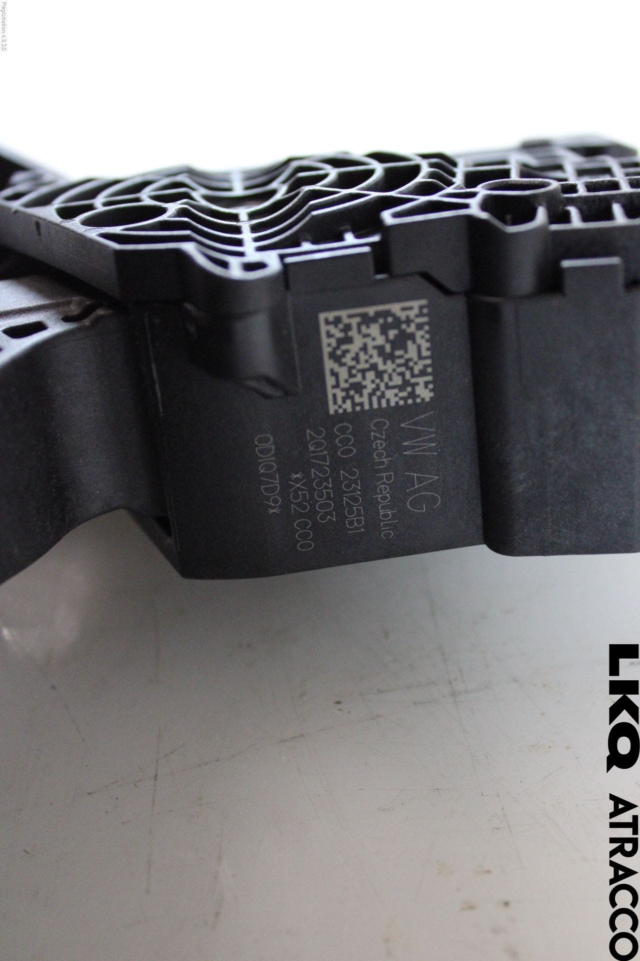 Skoda KAMIQ 20- Gaspedal