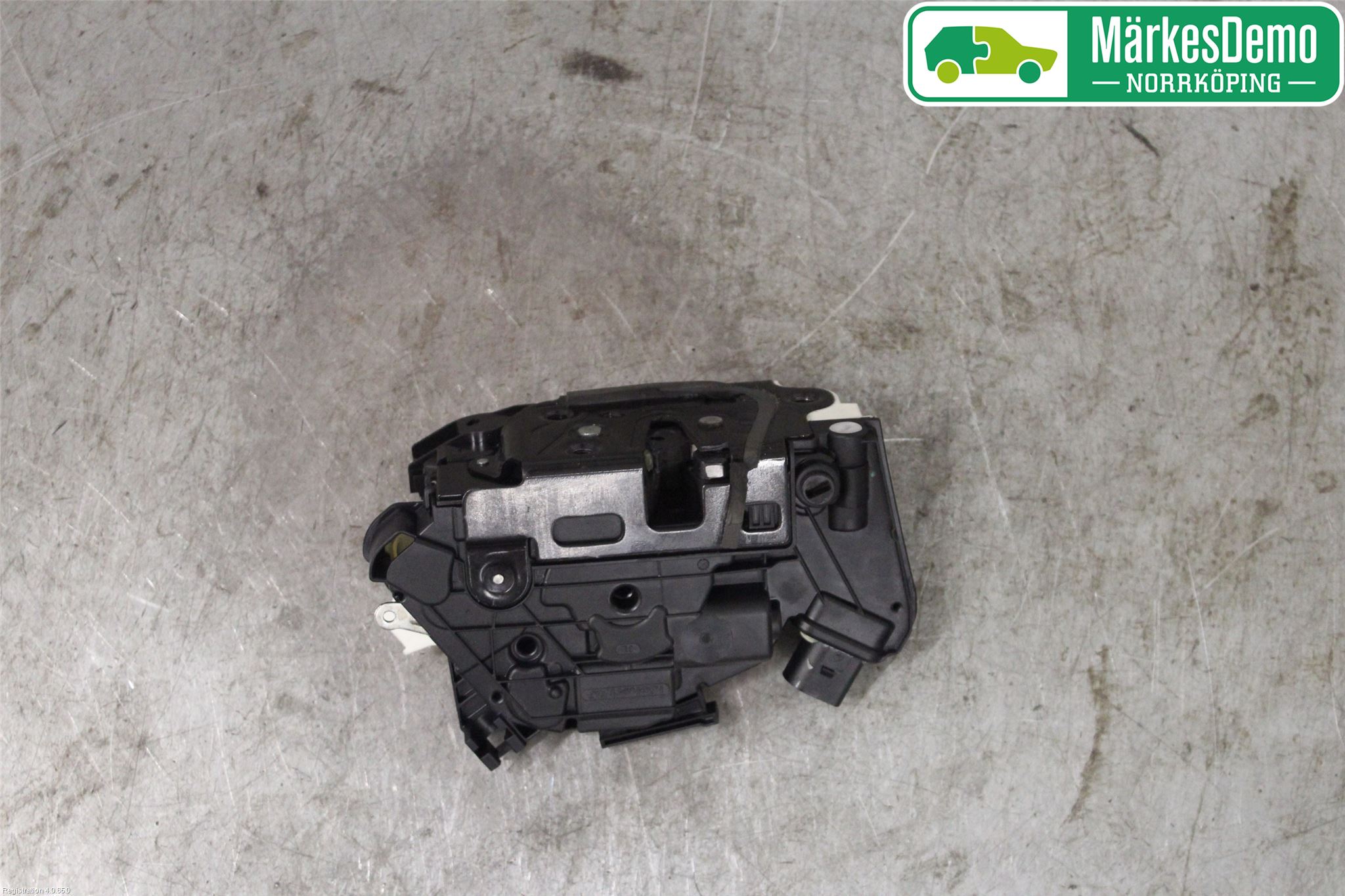 Volkswagen VW UP! / E-UP! Låskista-Dörrlås