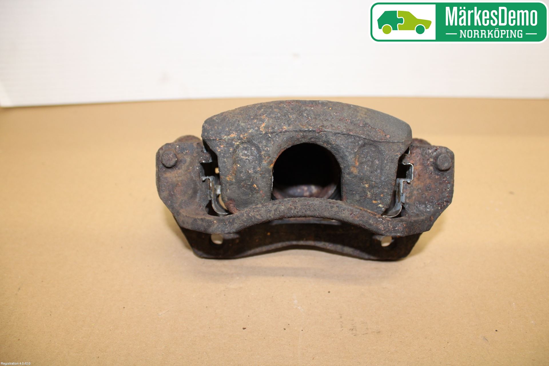 Kia CEED 06-12 Bromsok Fram Höger