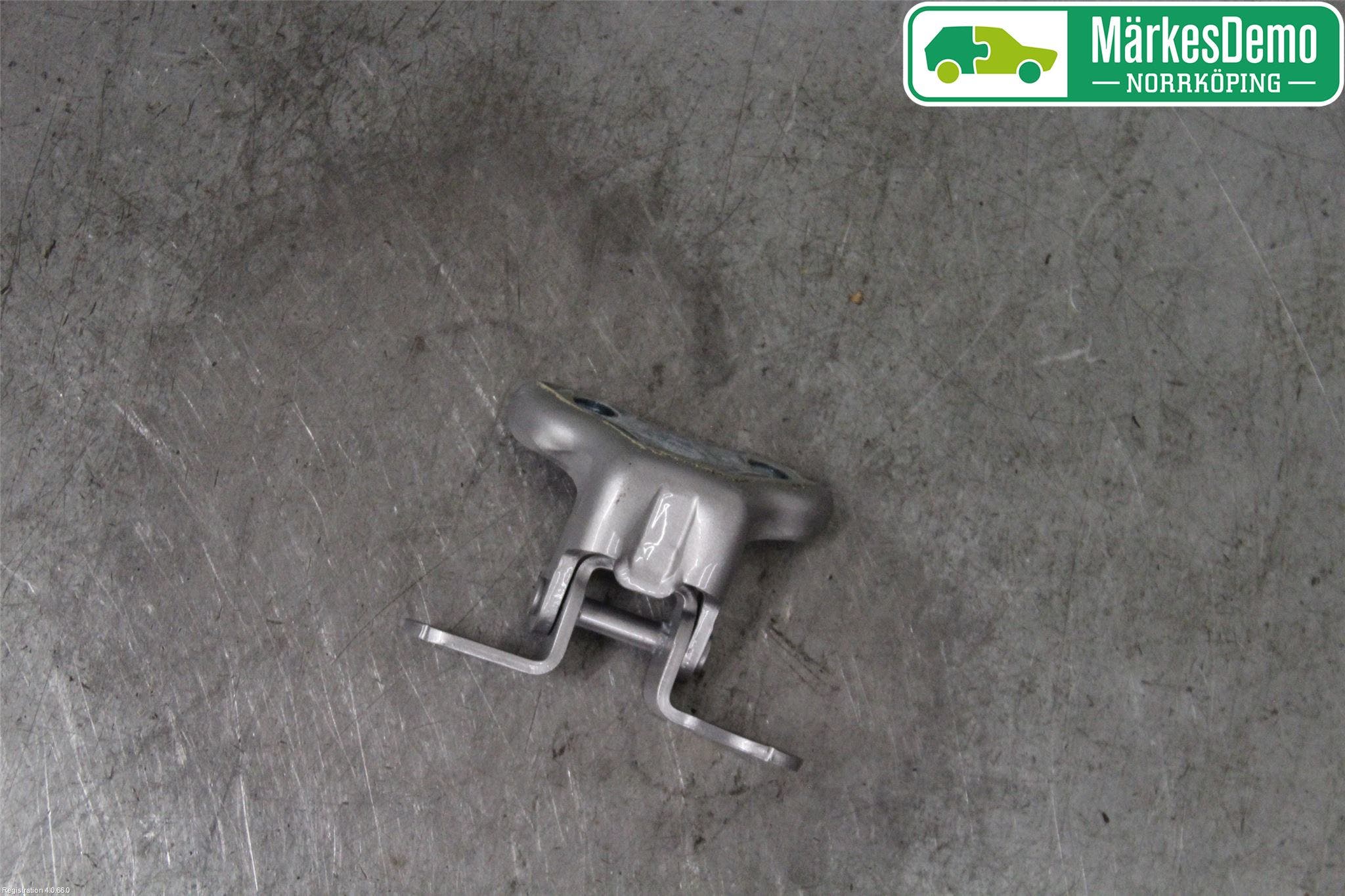 Toyota C-HR 16-23 Dörrgångjärn