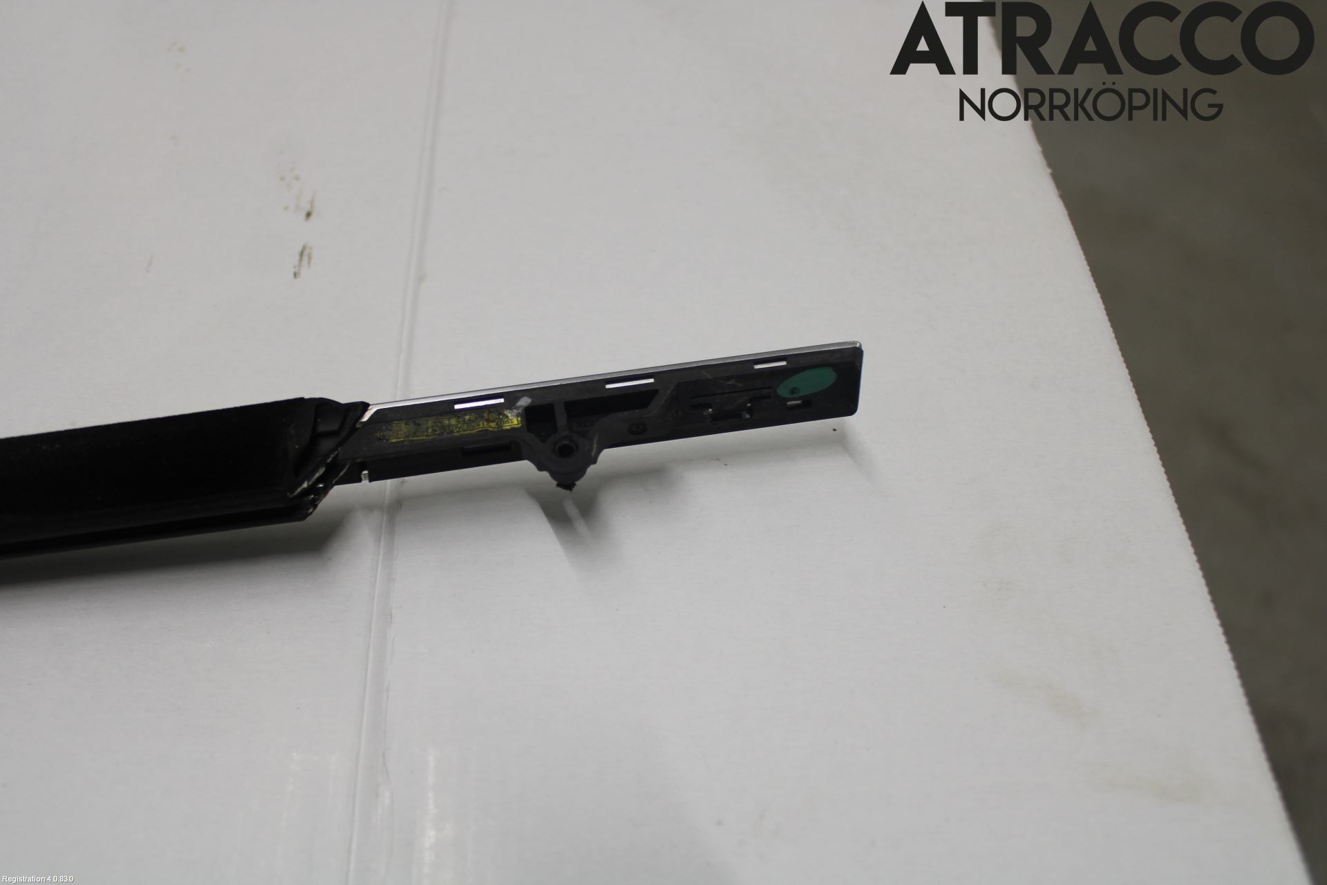 Jaguar I-PACE 18- Dörr Dekorlist Fram Hö