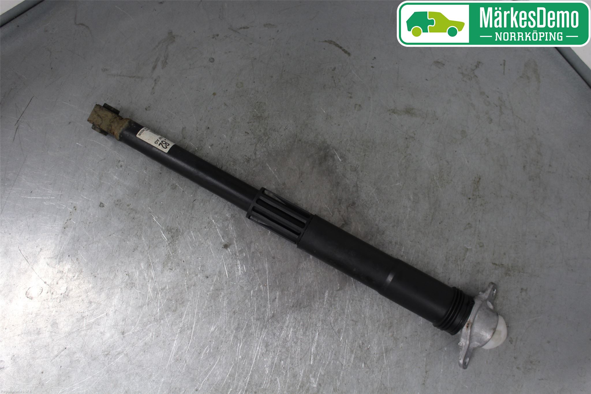 Volkswagen VW GOLF / E-GOLF VII 13-20 Stötdämpare Bak