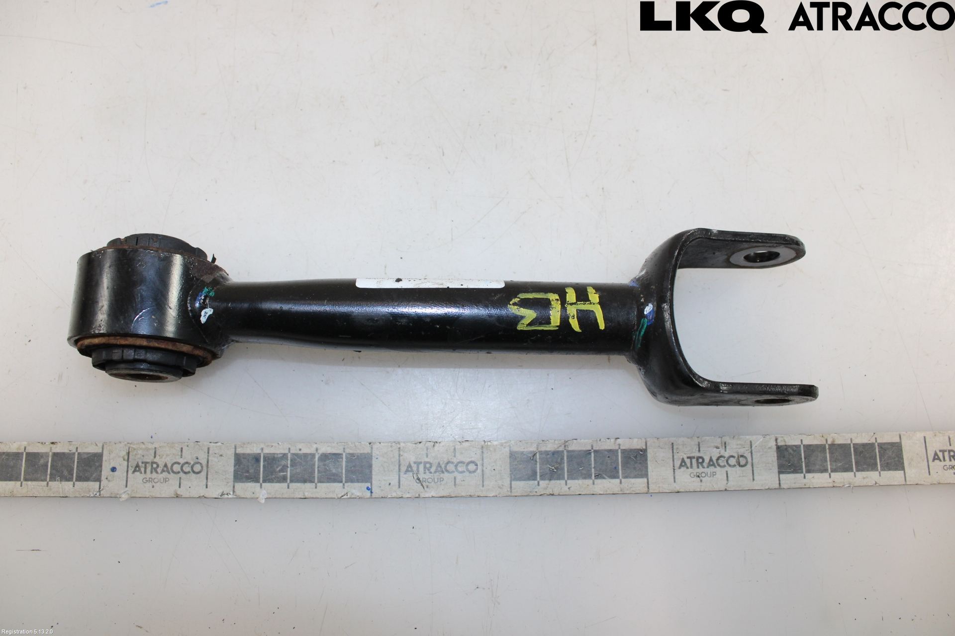 Tesla MODEL Y 21- Bärarm Bak Höger