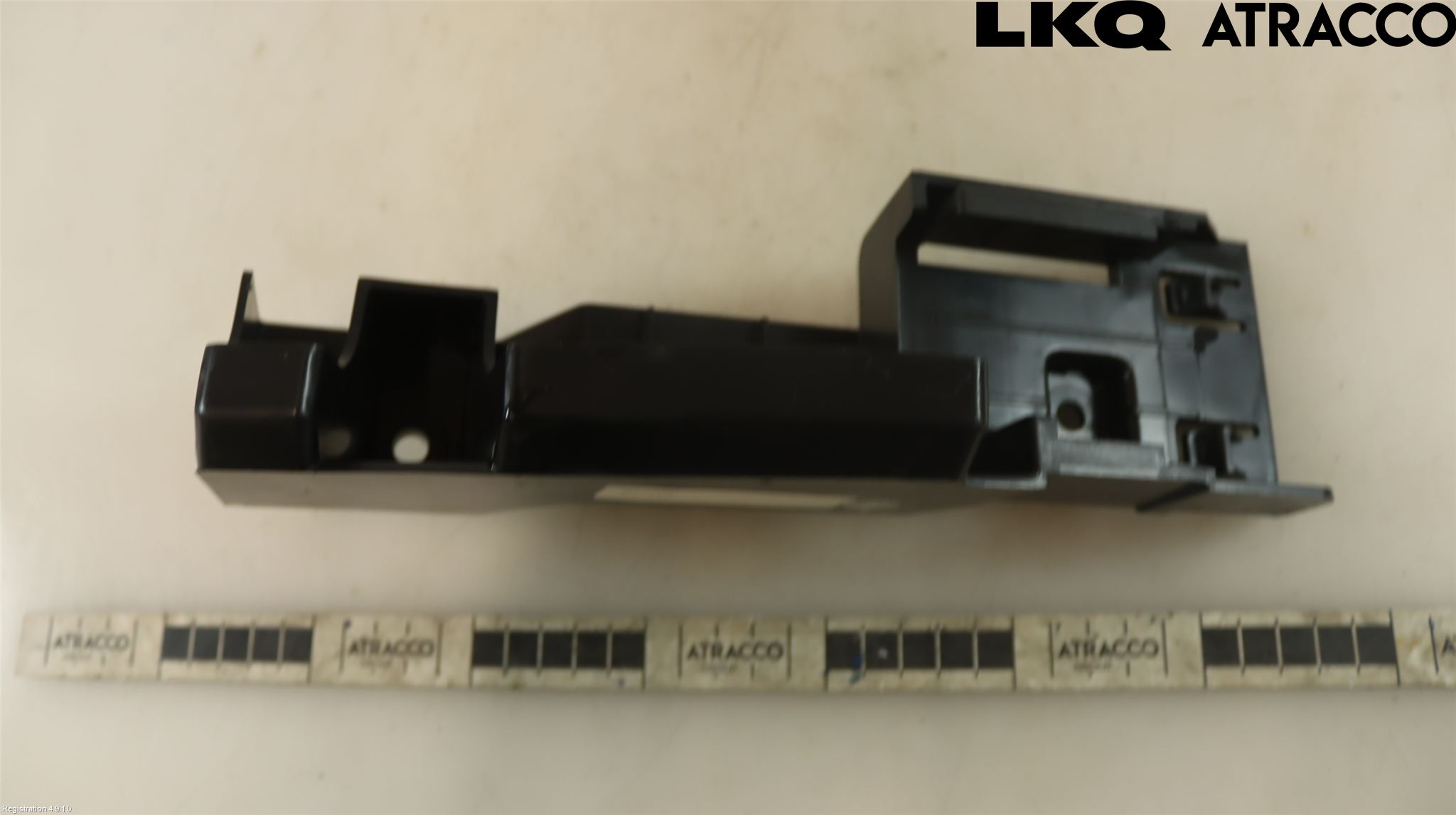 Tesla MODEL 3 17- Stötfångarfäste Fram Vä