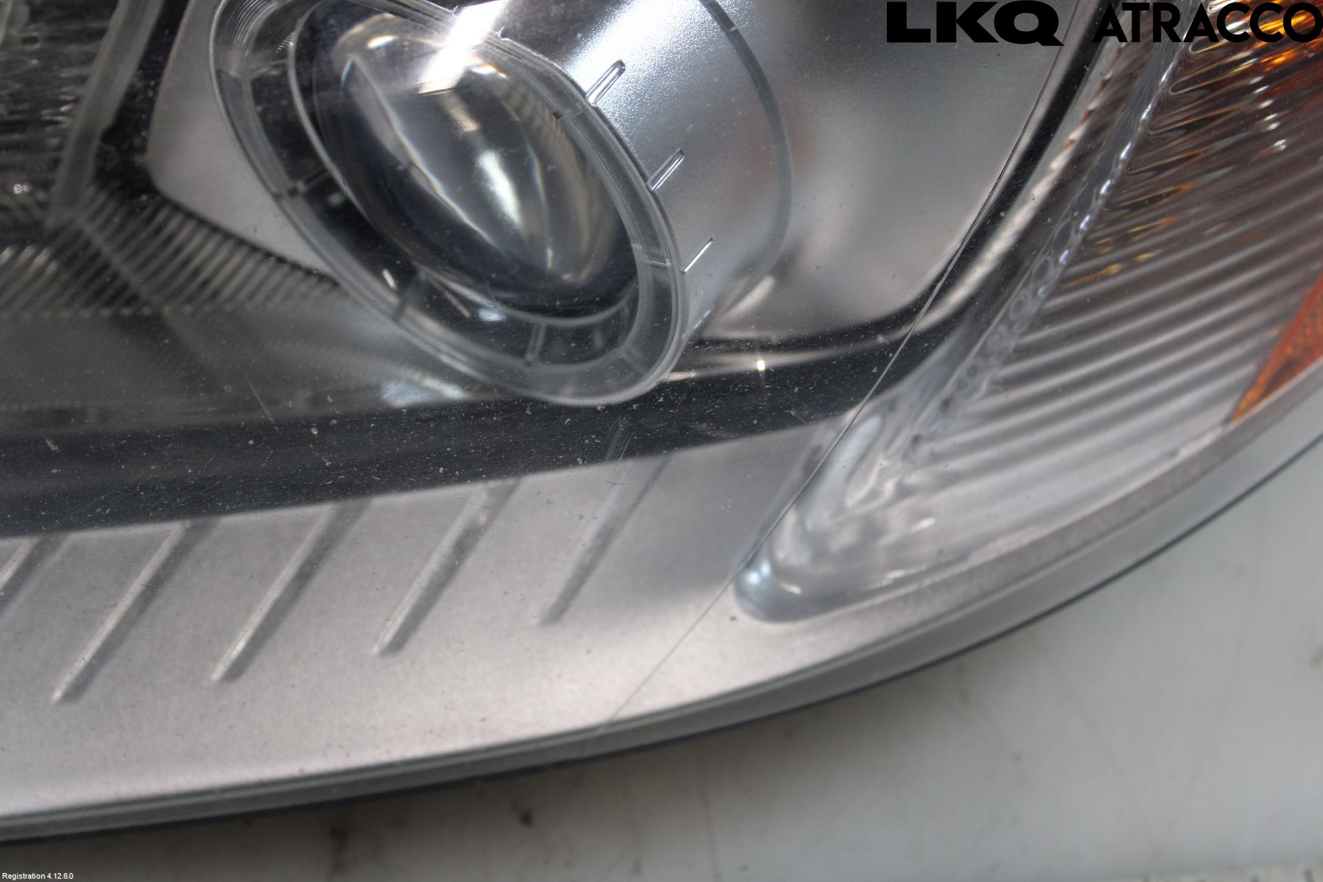 Volvo XC70 08-13 Strålkastare Vänster