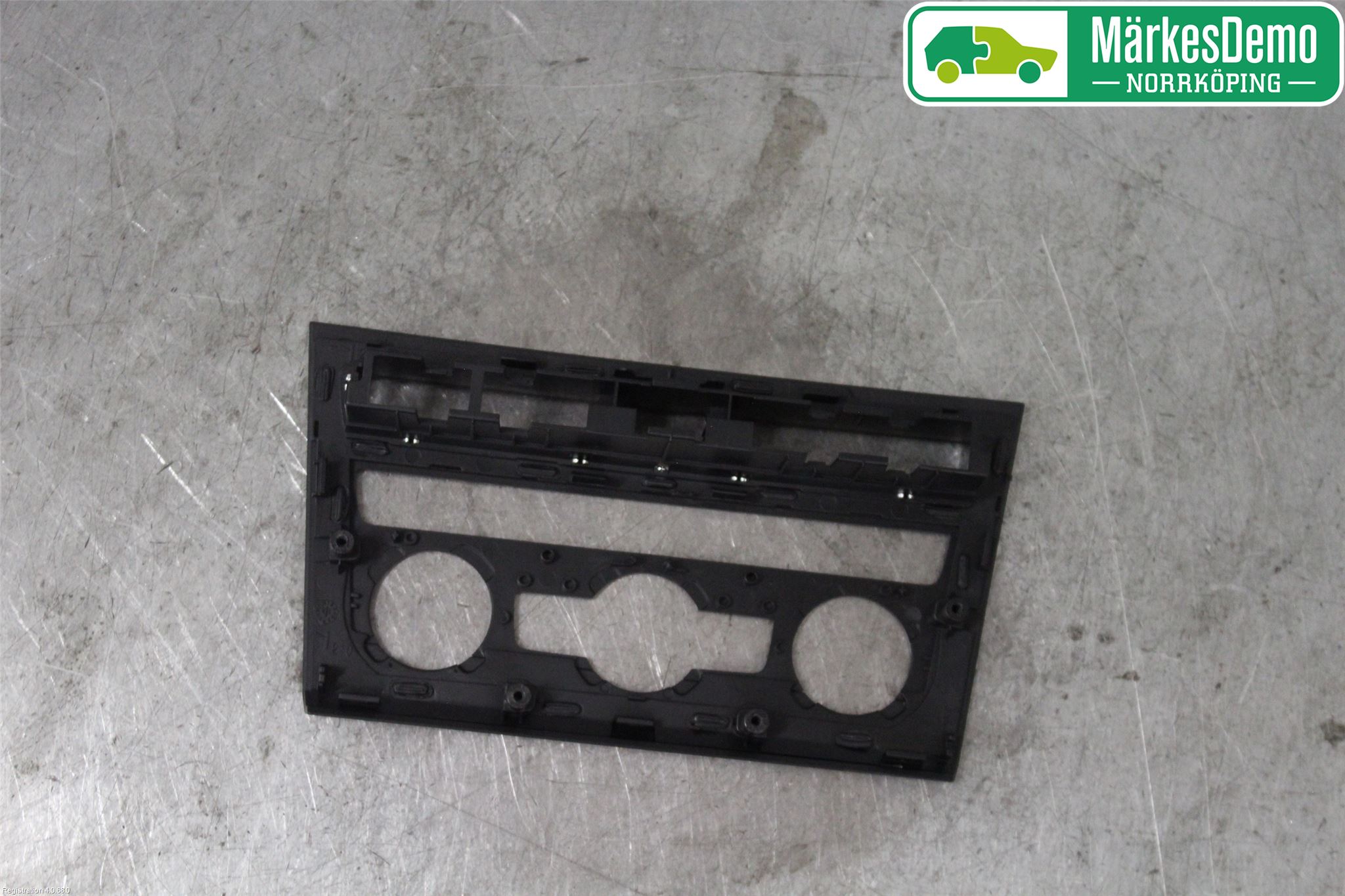 Seat LEON 13-20 Instrument-Radio Sarg