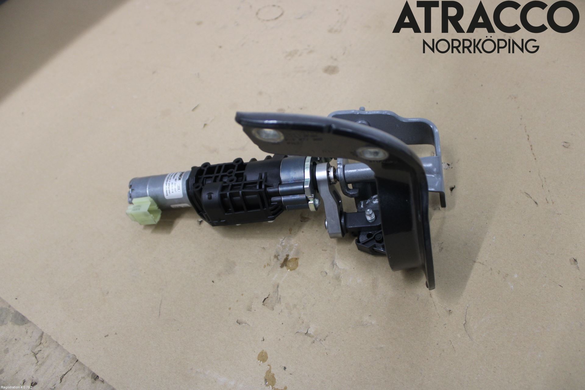 Audi A4/S4 B9 16-19 Bakluckeöppnare Automatisk