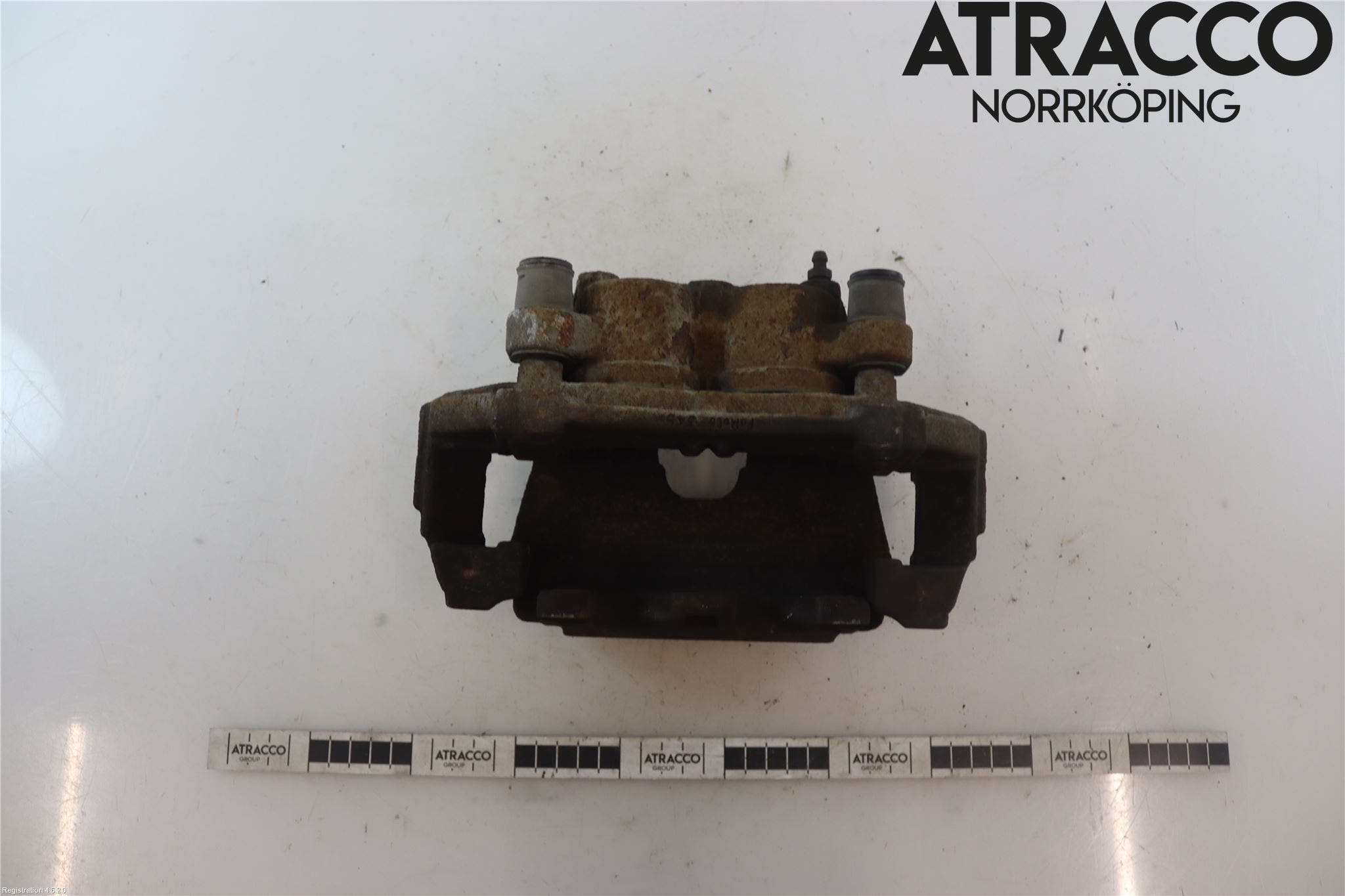 Ford S-MAX 15- Bromsok Fram Höger