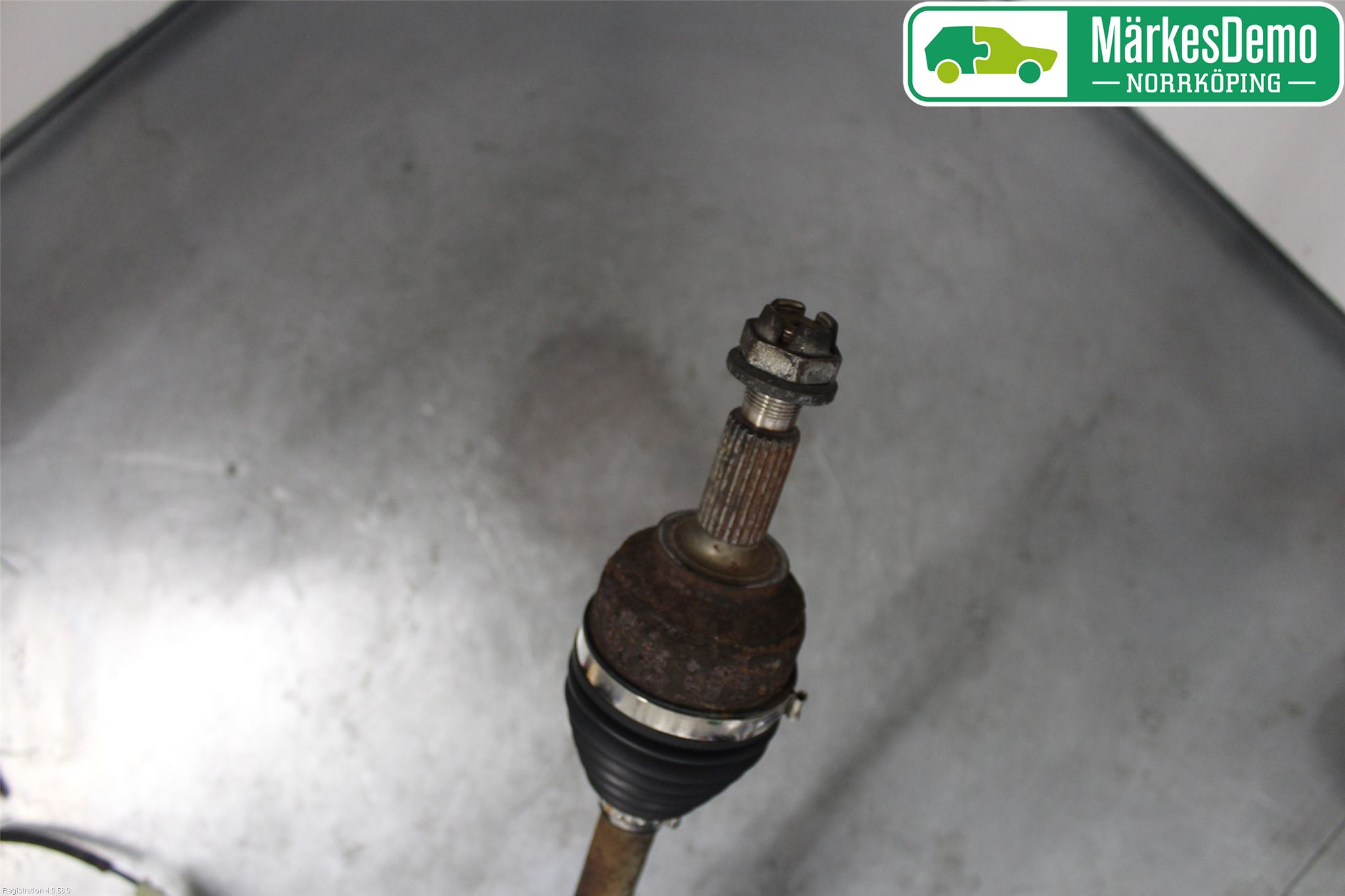 Dacia SANDERO/STEPWAY 13-20 Drivaxel Fram Höger