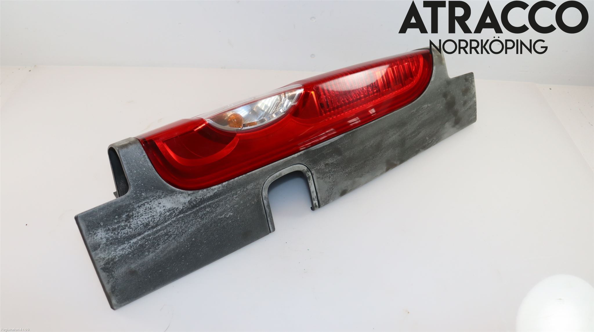 Nissan PRIMASTAR Bakljus Höger