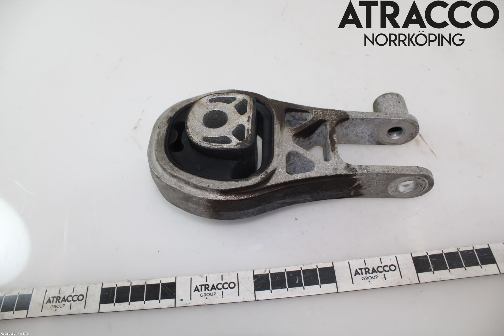 MG ZS EV 20- Motorfäste