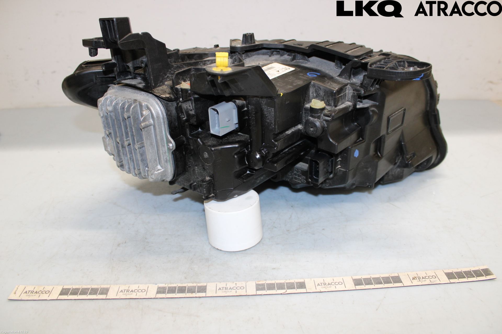 Peugeot 308/E-308 21- Strålkastare Vänster