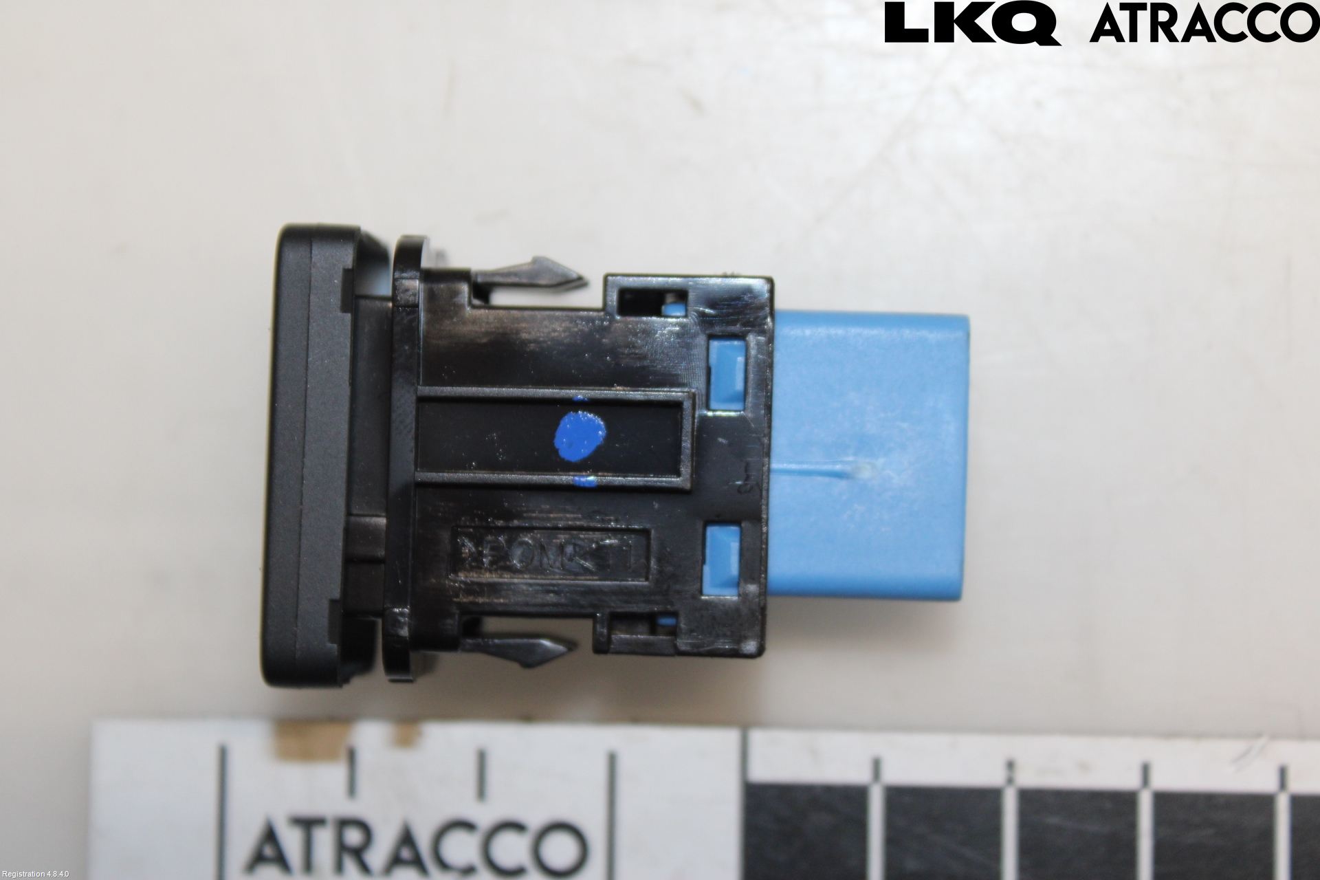 Mitsubishi OUTLANDER 13-21 Strömställare Baklucka