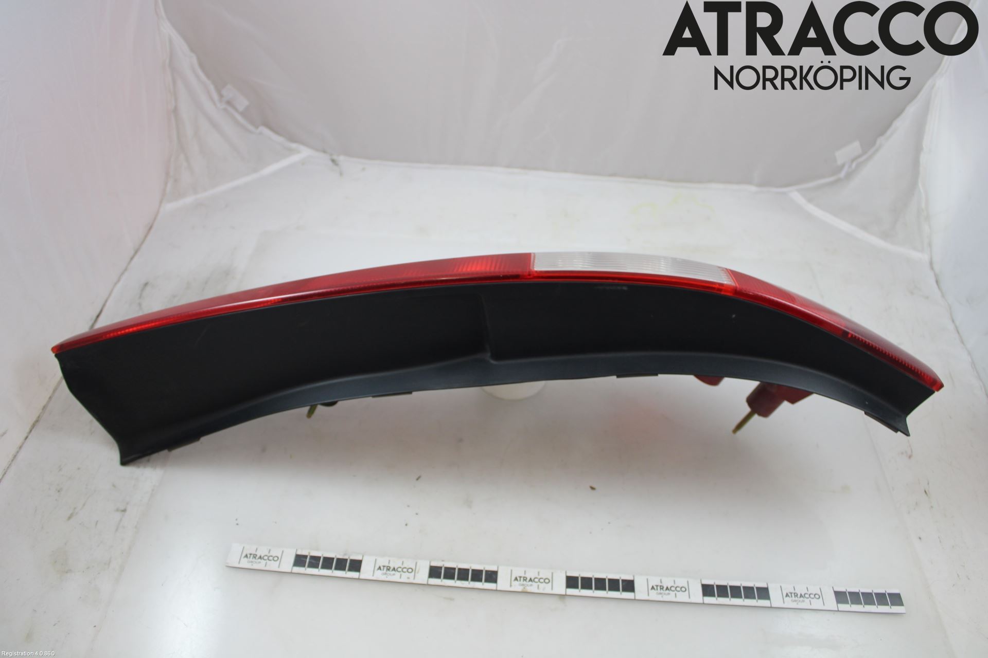 Ford MONDEO     01-06 Bakljus Höger