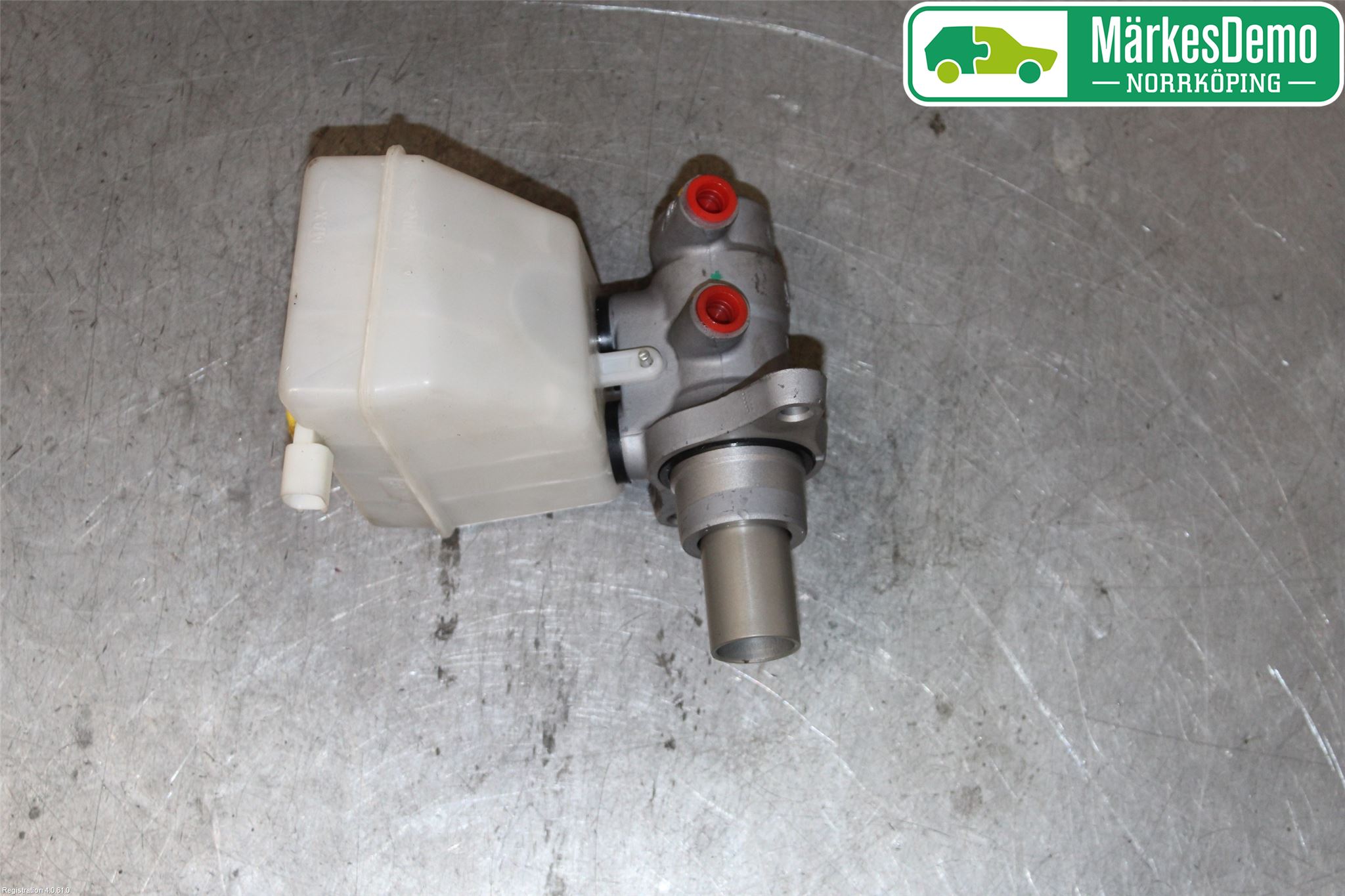 Jaguar F-TYPE Broms Huvudcylinder