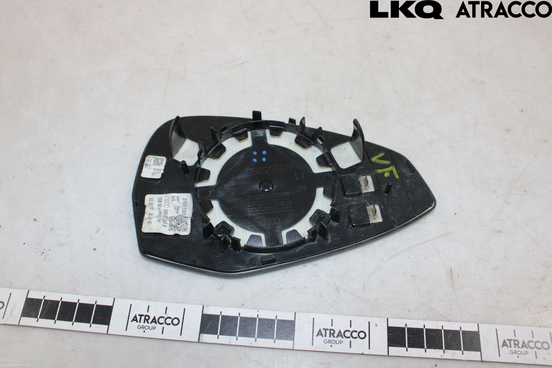 Audi A4/S4 B9 16-19 Spegelglas Vä