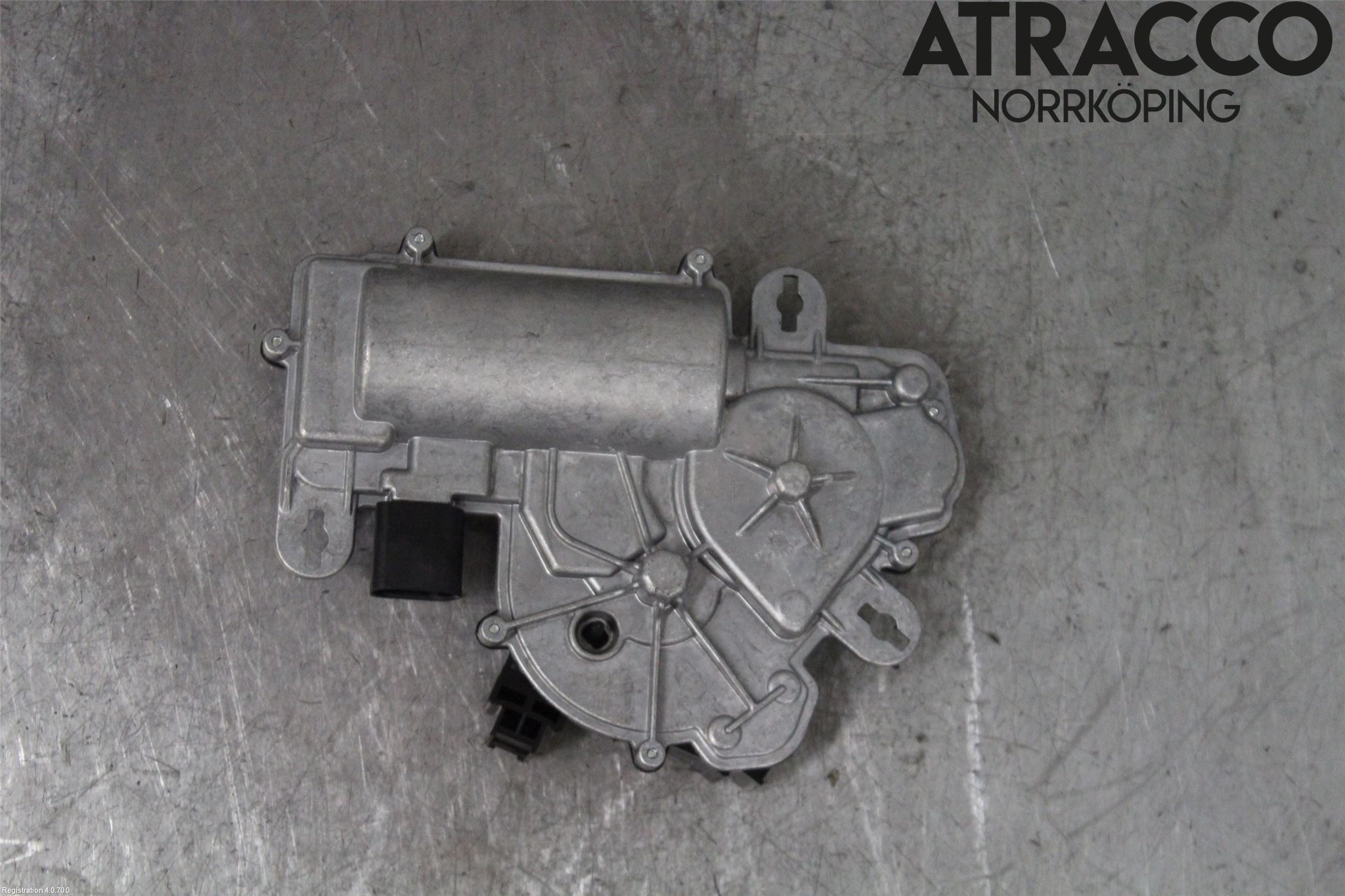 Volkswagen VW PASSAT 15-19 Bakluckeöppnare Automatisk