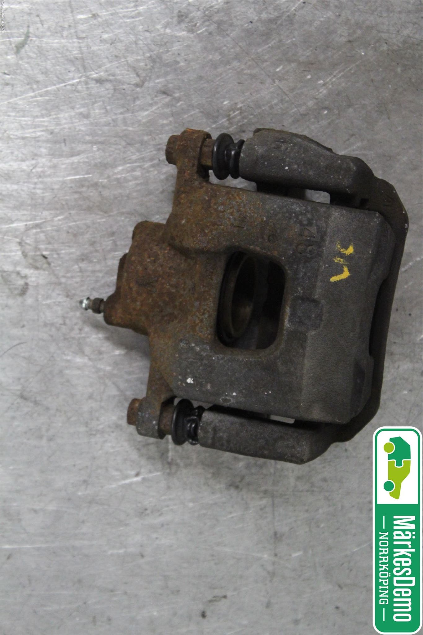 Toyota iQ Bromsok Fram Höger