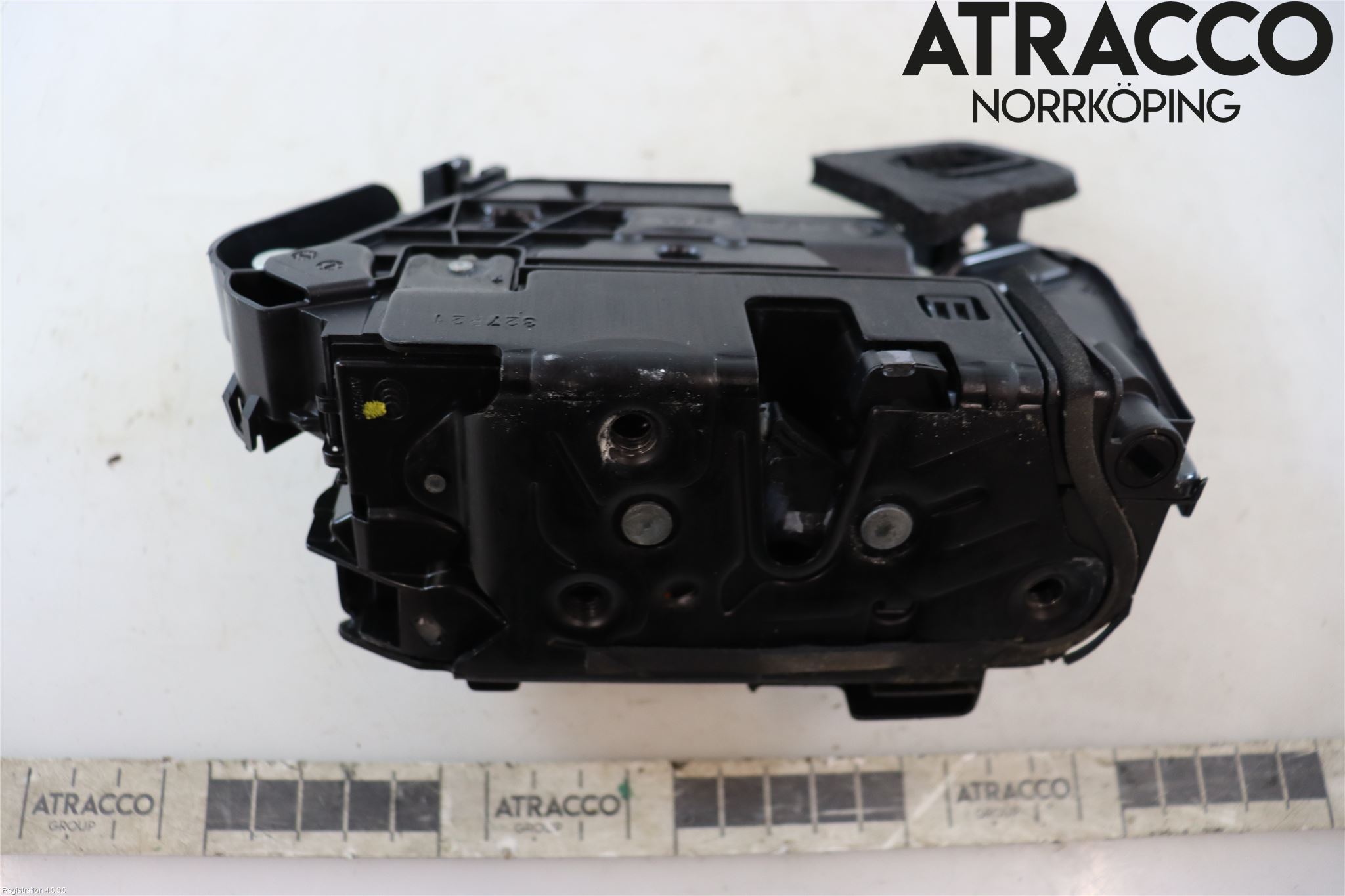 Volkswagen VW PASSAT 20-24 Låskista-Dörrlås