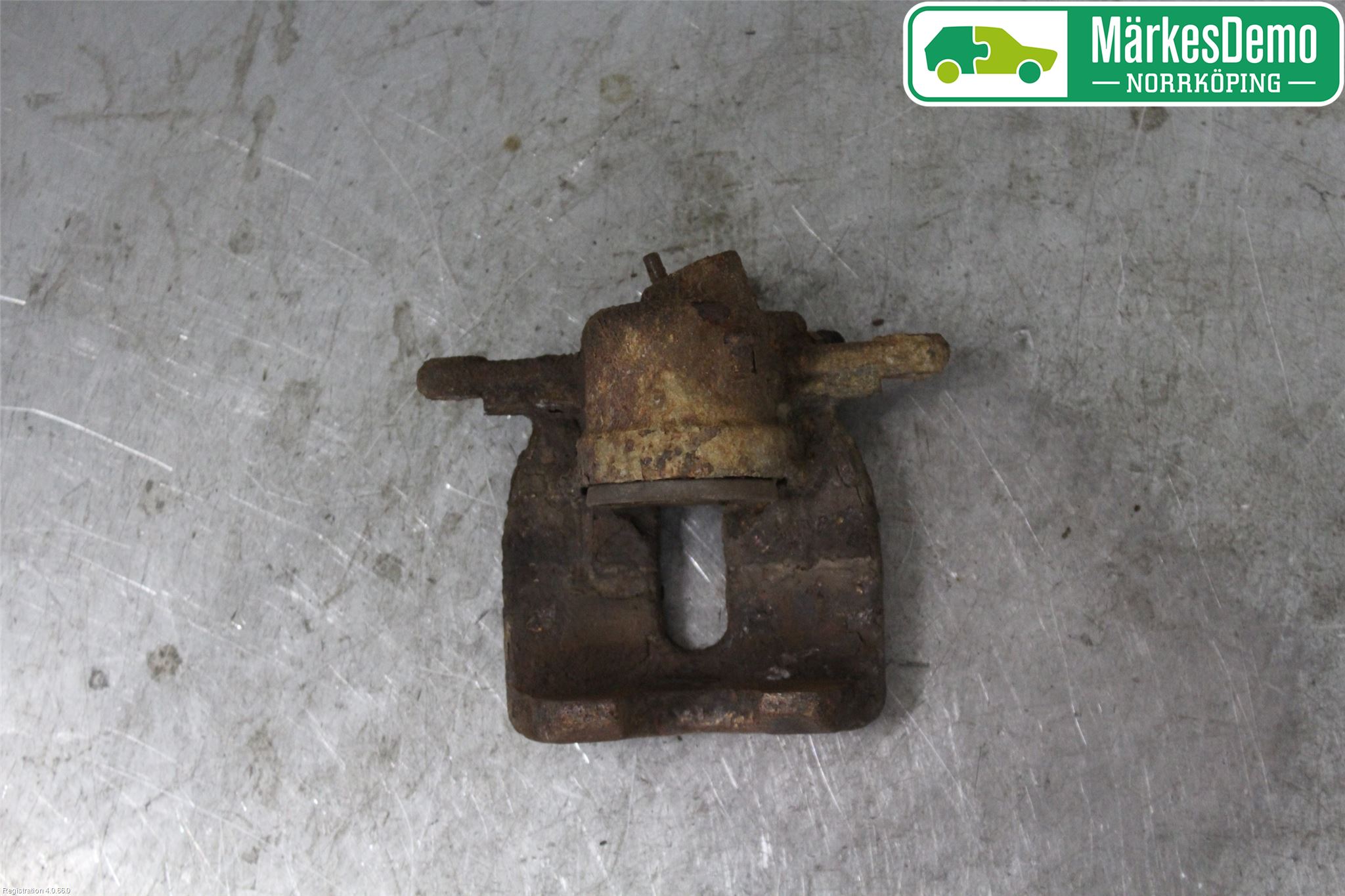 Skoda PRAKTIK Bromsok Fram Höger