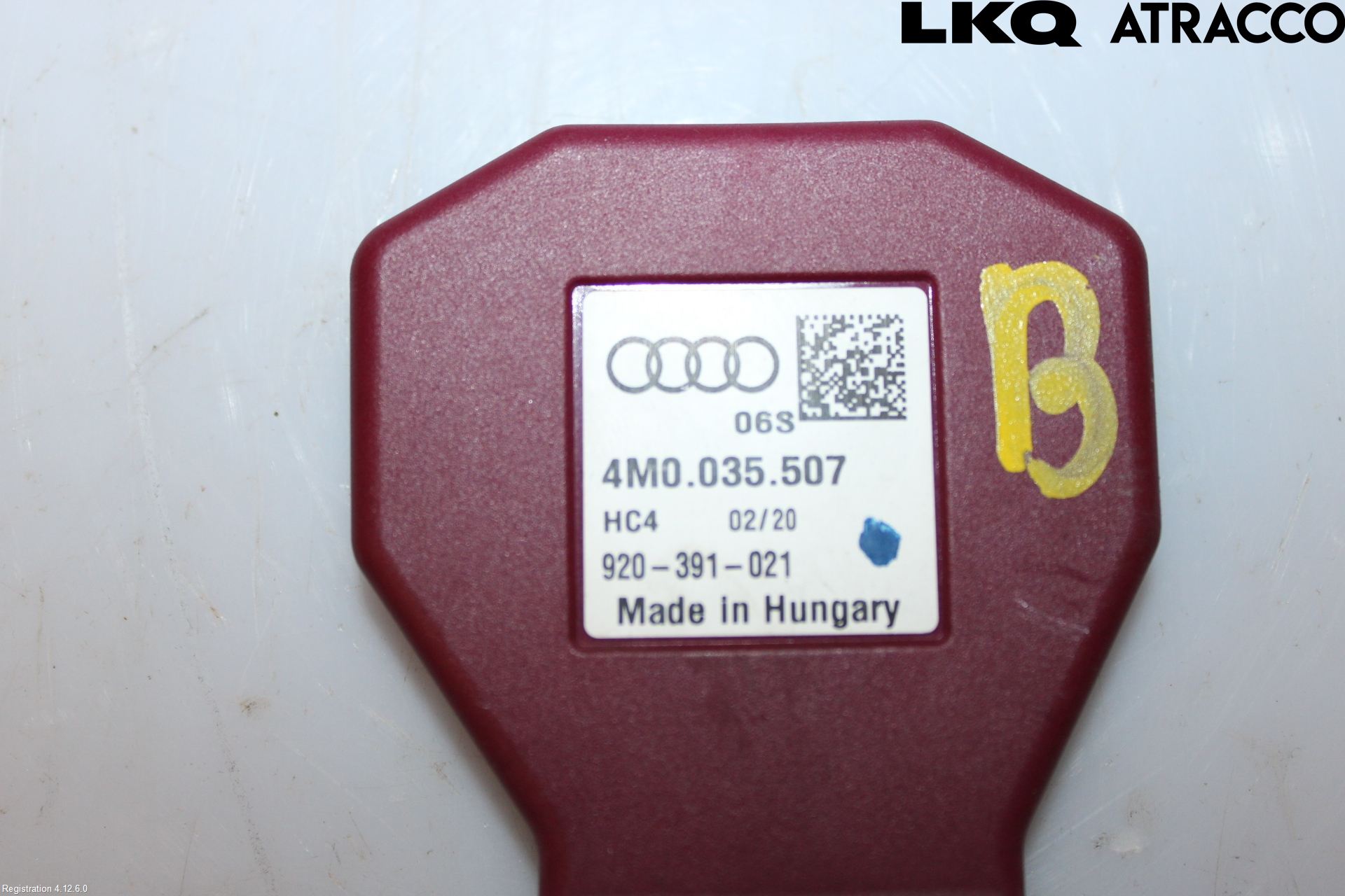 Audi A6 F2/C8 19- Antenn