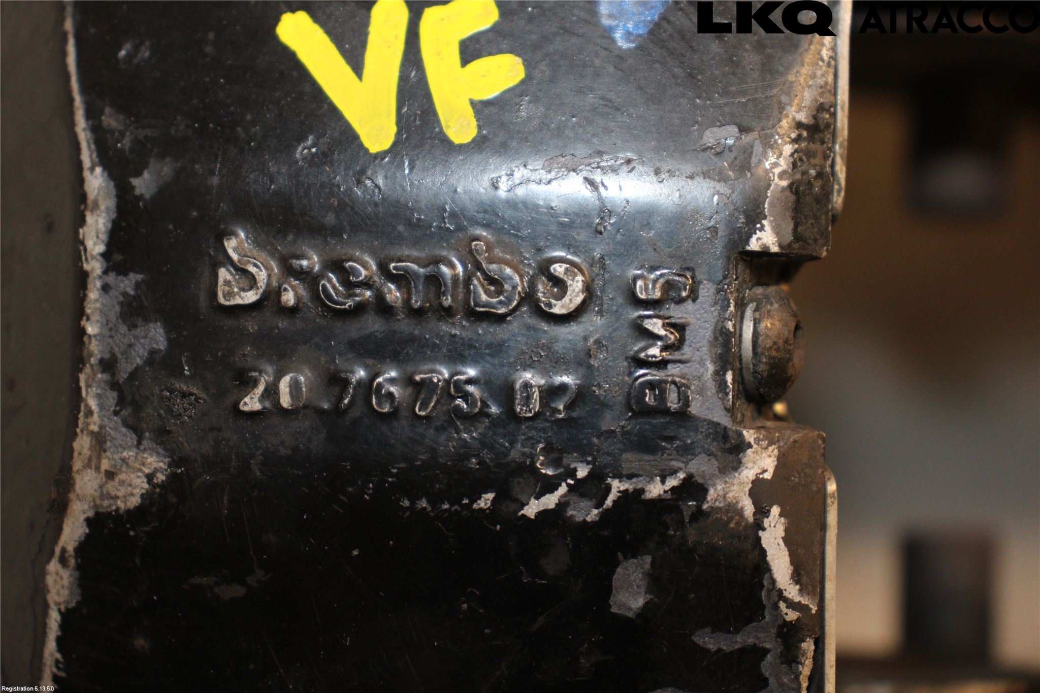 Audi A8/S8 4D 94-02 Bromsok Fram Vänster