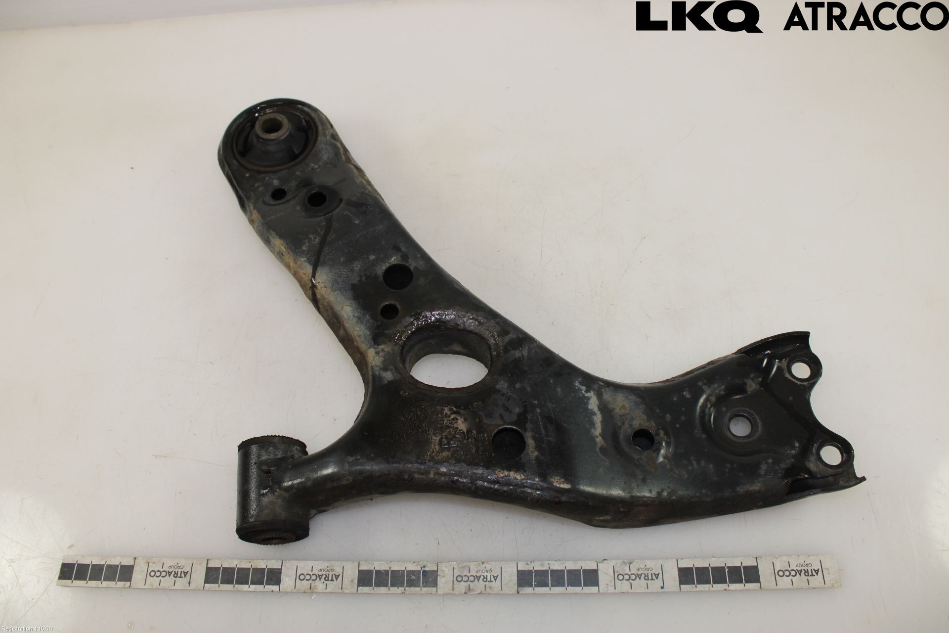 Toyota AURIS 13-19 Bärarm Fram Undre Hö