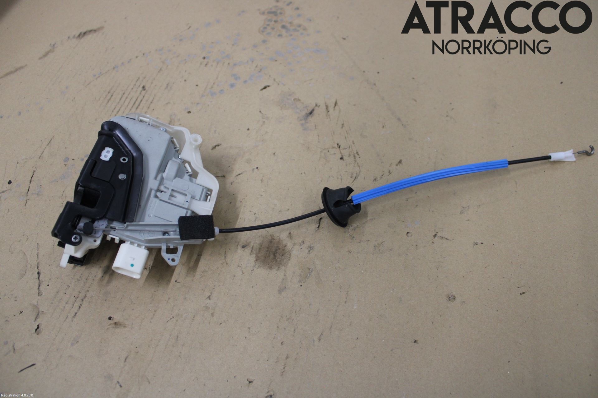 Audi A4 12-15 Låskista-Dörrlås