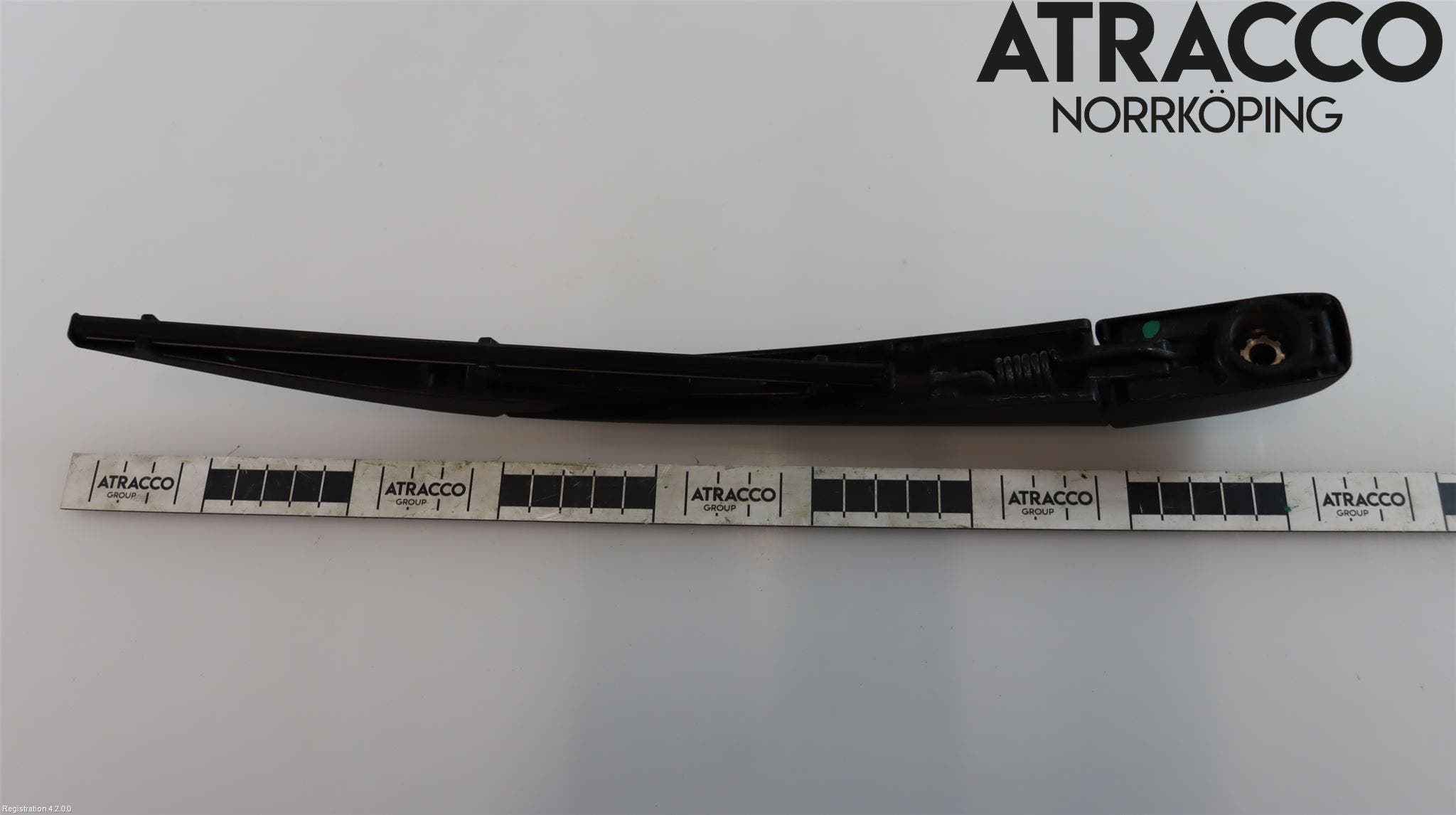 Toyota YARIS XP21 20- Torkararm-Bakruta