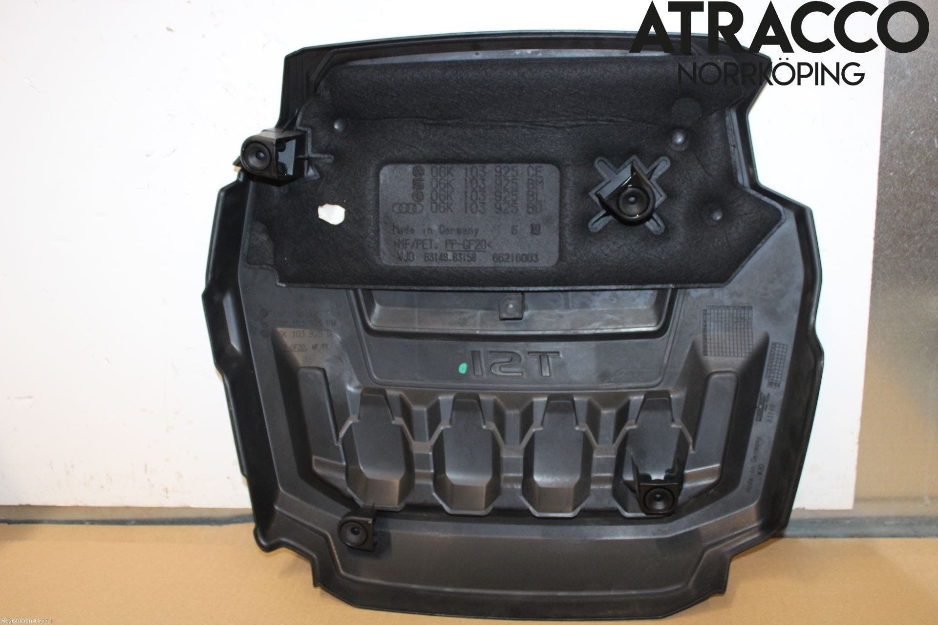 Volkswagen VW T-ROC 18- Motorkåpa